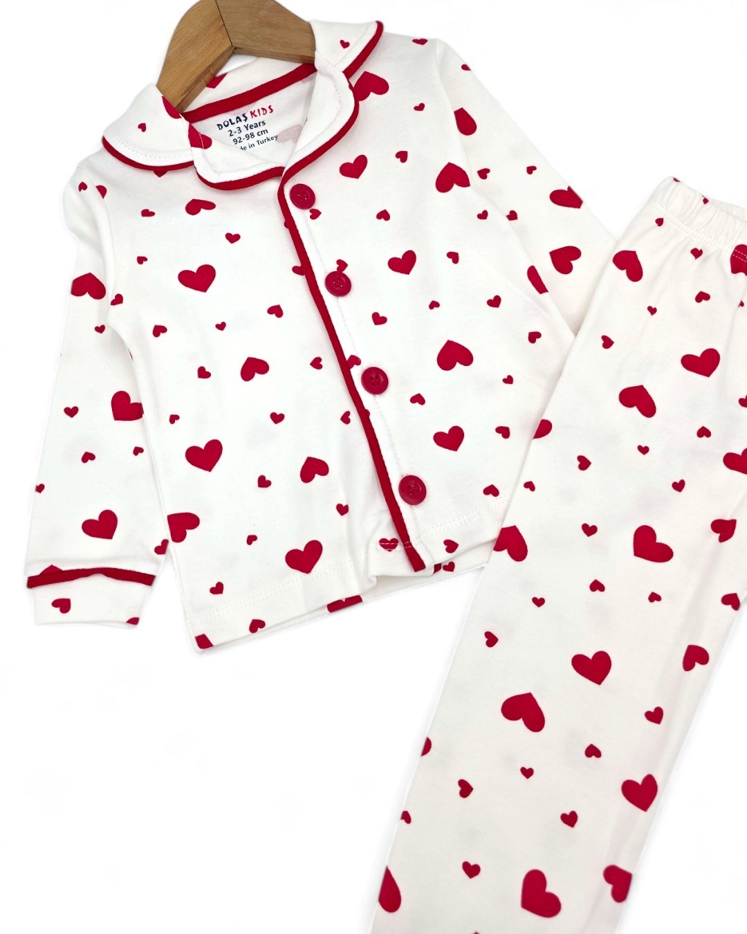 Kız Çocuk Büyük Kalp Baskılı ruvaze Yakalı, Düğmeli Mevsimlik Gecelik Pijama Takımı 3-14 Yaş R2185
