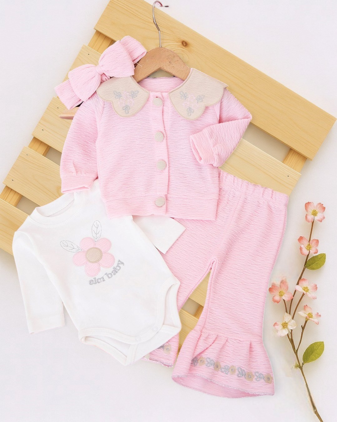 Kız Bebek Papatya Nakışlı Jakar Üçlü Takım l 0-3-6-9 AY Şık Hediyelik Bebek Takımı R2033 - PEMBE