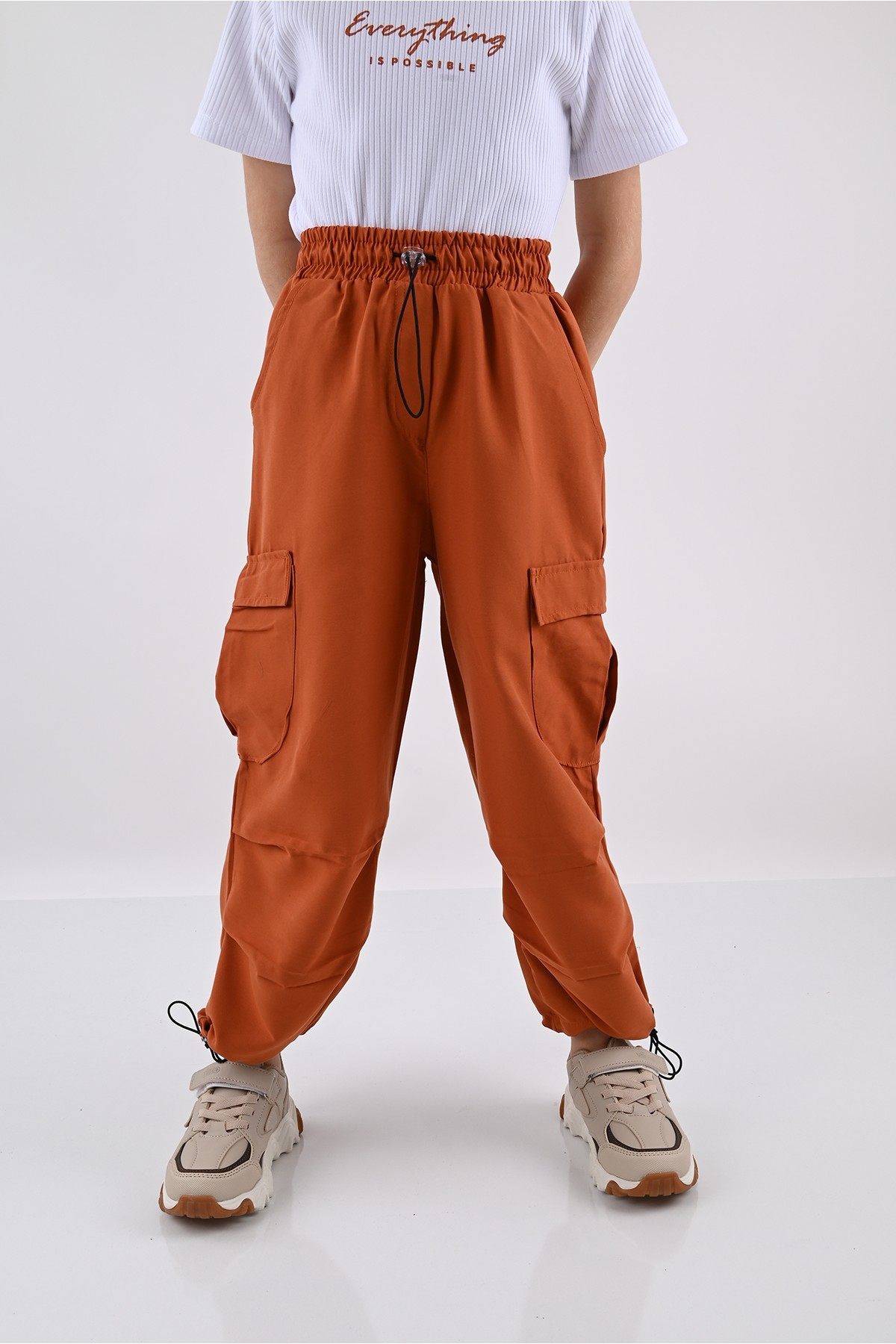KIZ ÇOCUK SOFT PANTALONLU YAZLIK KISA KOLLU T-SHİRT PANTALON SETİ  5-12 YAŞ (DAR KALIP) R778