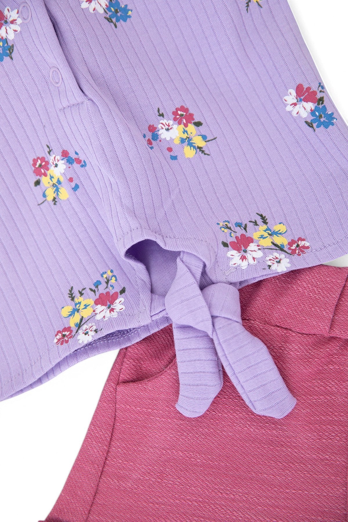 KIZ BEBEK YAZLIK ÇİÇEK BASKILI BLUZLU MÜSLİN ŞORTLU 6-9-12-18-24 AY KIZ BEBEK TAKIMI  R1698