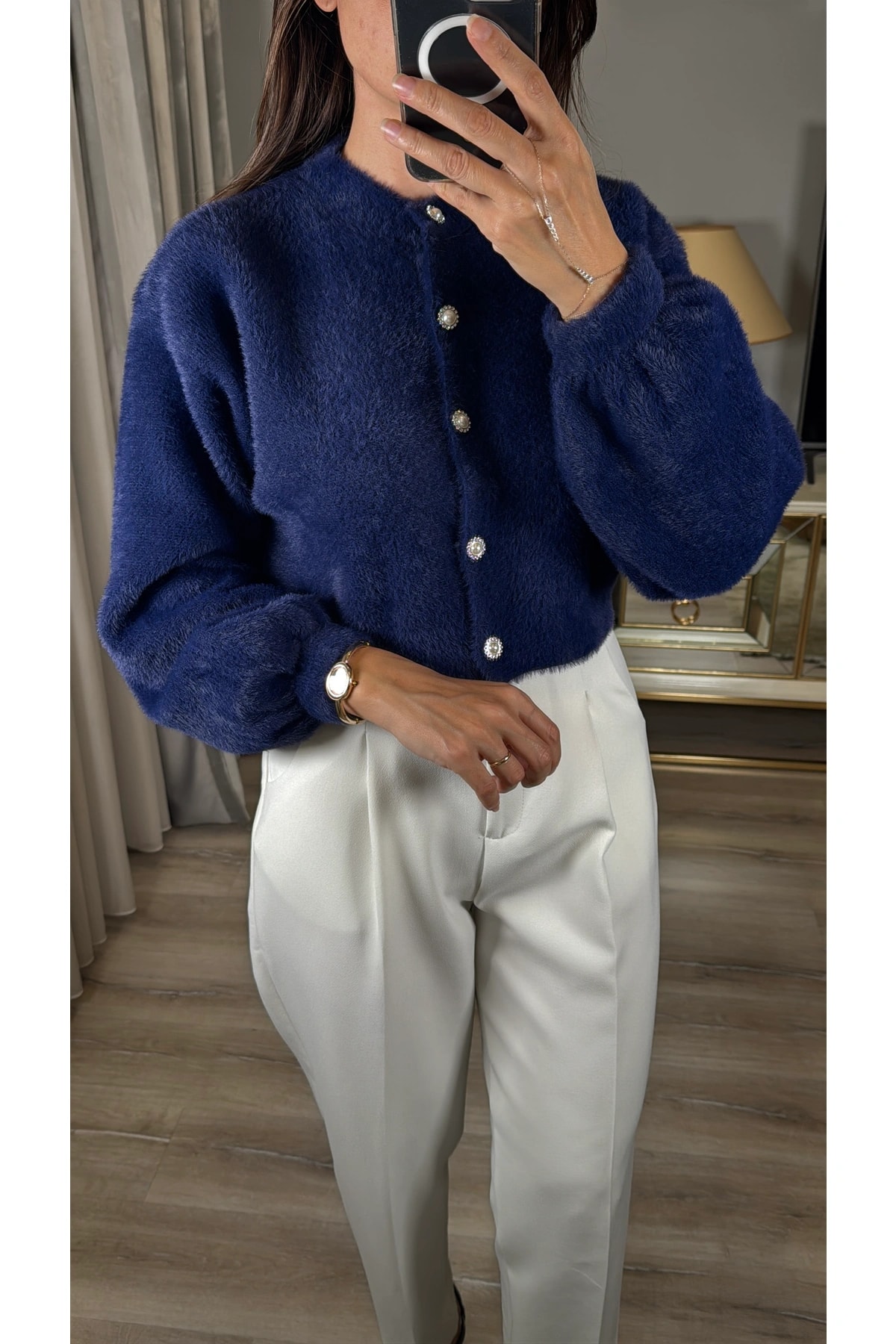 Balon Kollu İnci Düğmeli Angora Hırka