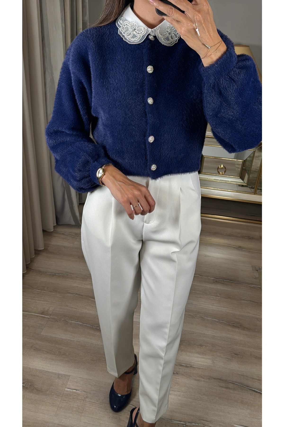 Balon Kollu İnci Düğmeli Angora Hırka