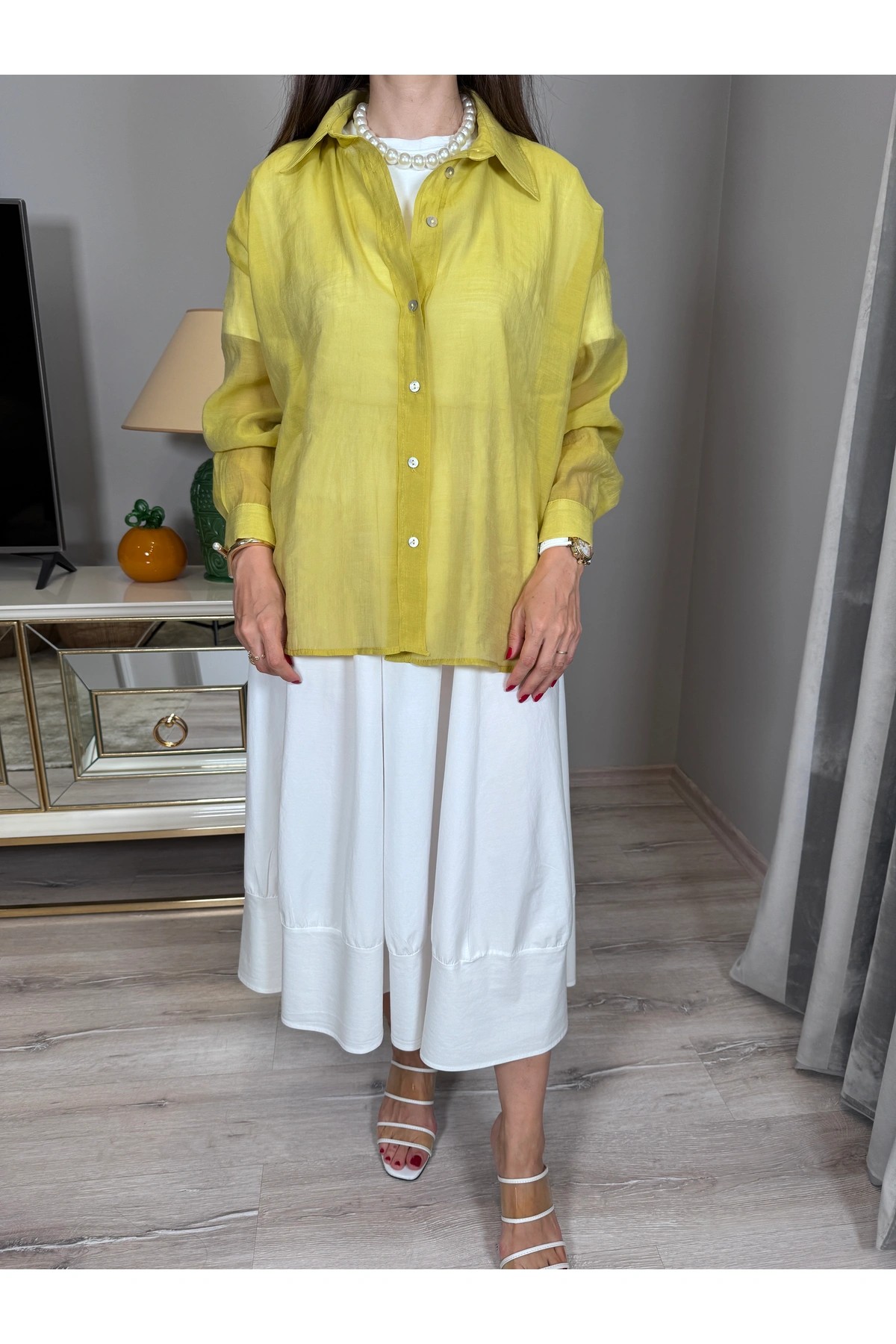 Oversize İpeksi Gömlek