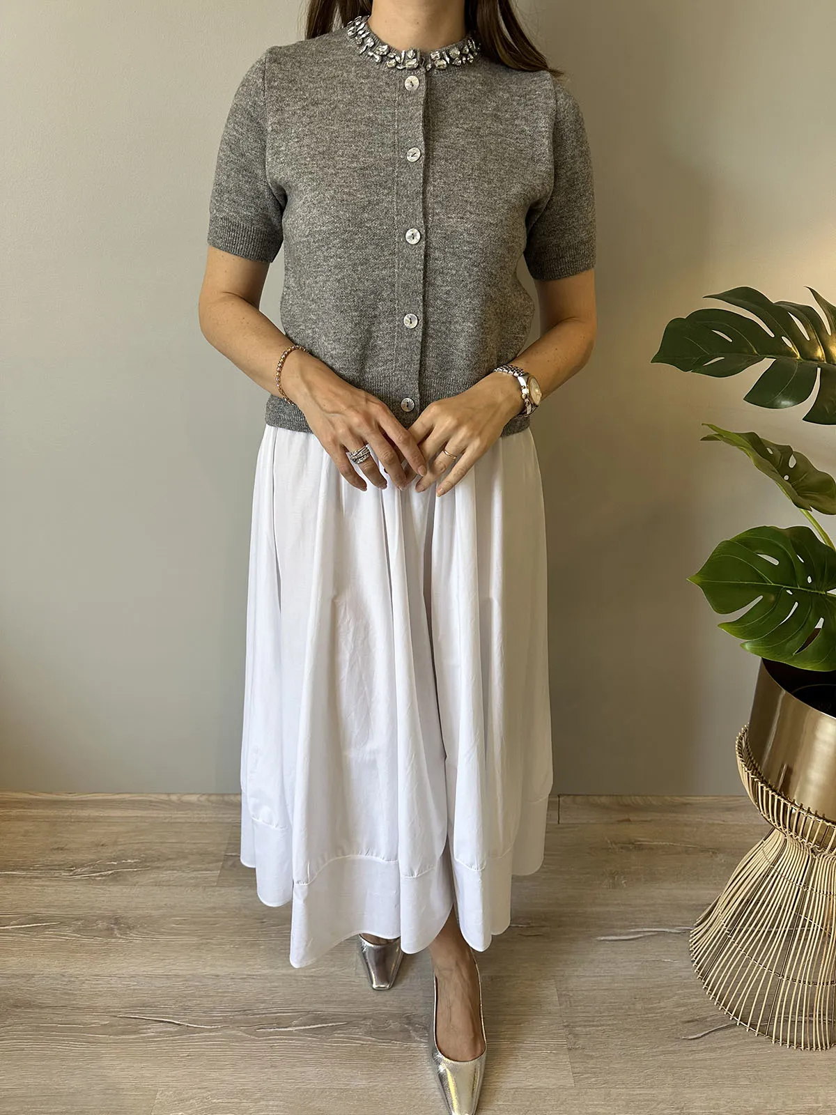 Yakası Taş Detaylı Kısa Kollu Triko Hırka