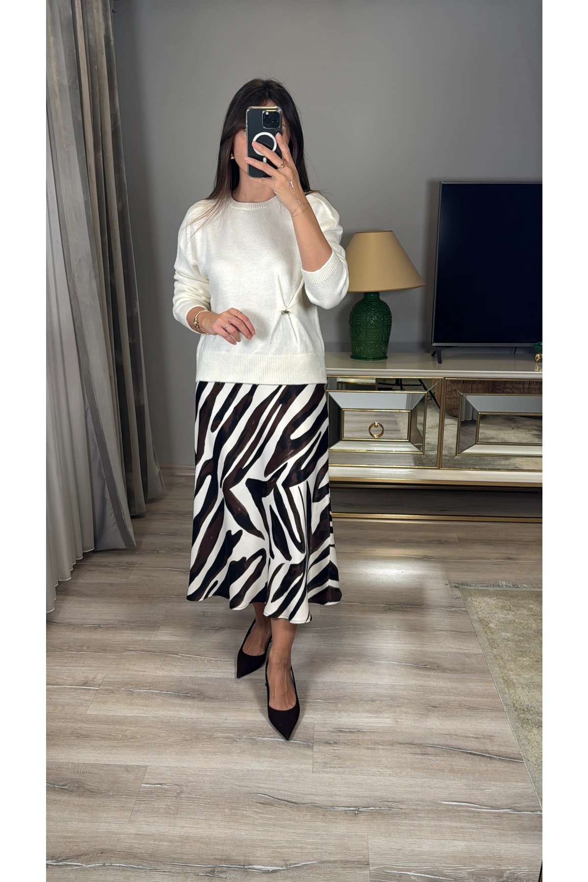 Düğme Detaylı Kazak