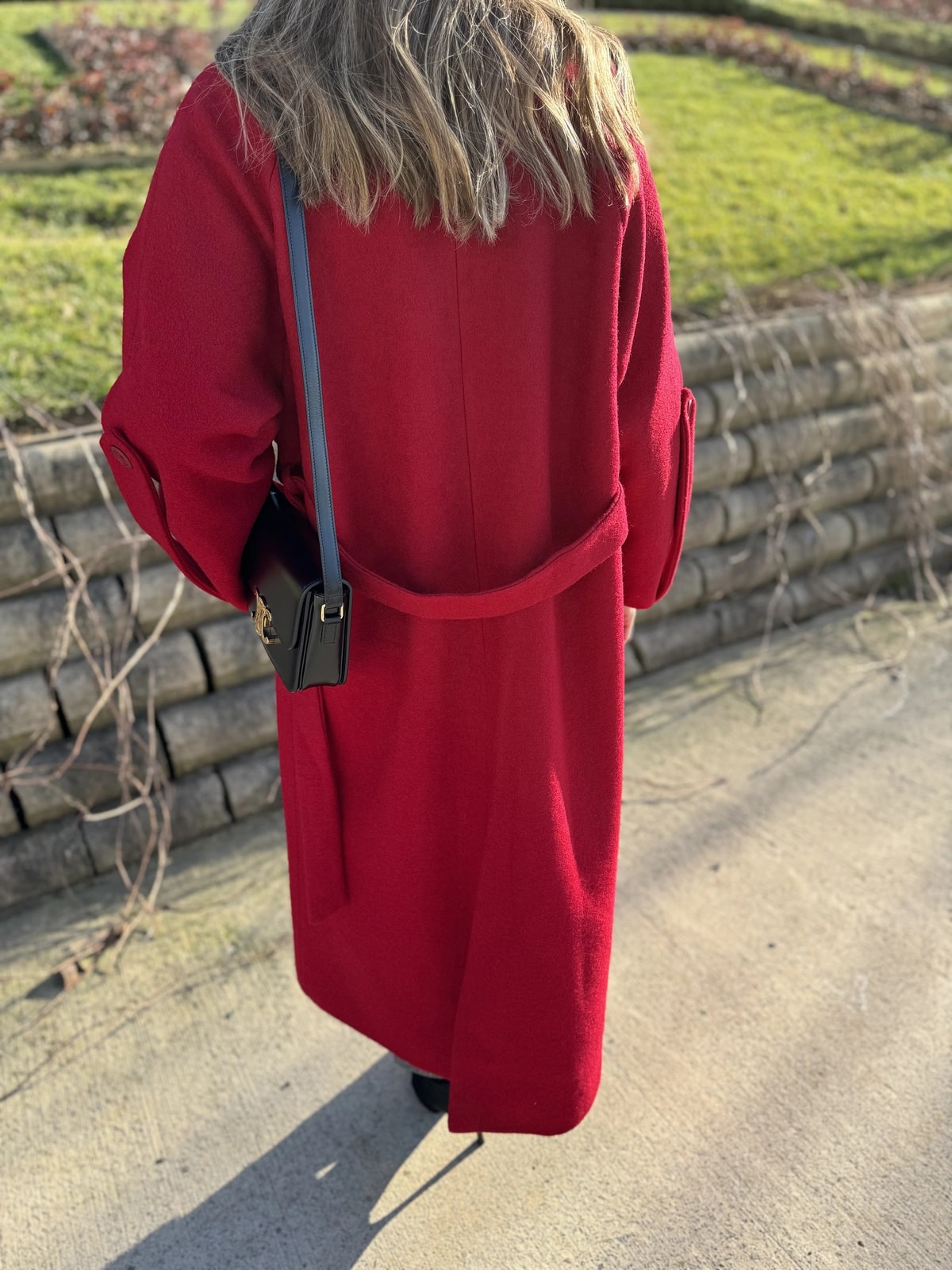 Kolları Düğme Detaylı Kaşe Kaban