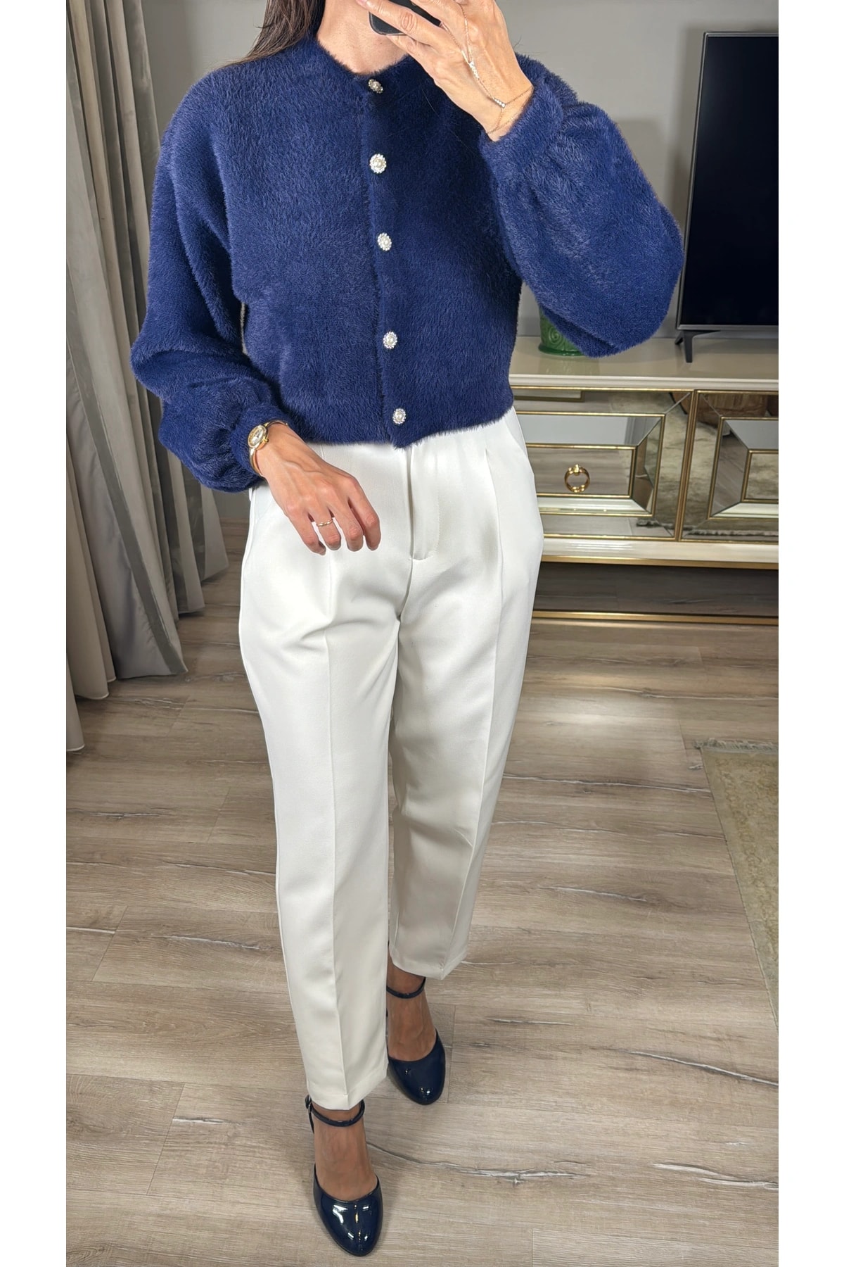 Balon Kollu İnci Düğmeli Angora Hırka