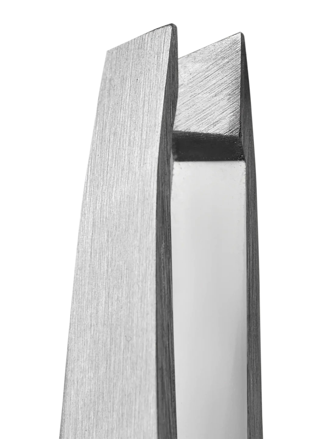 SLANTED TIP Profesyonel Kaş Alma Cımbızı