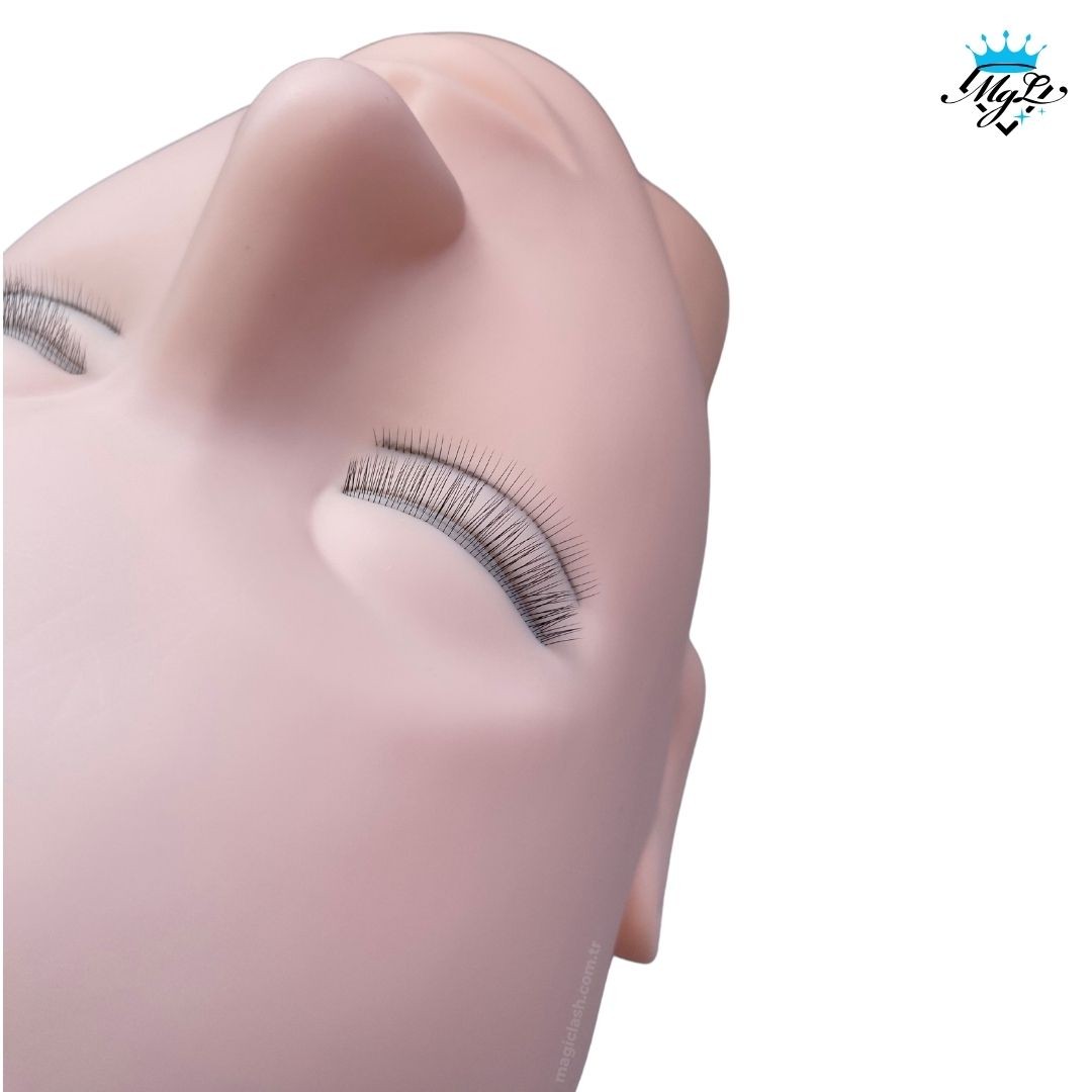 Kirpikli Eğitim Yüzü Manken Matilda Magic Lash®