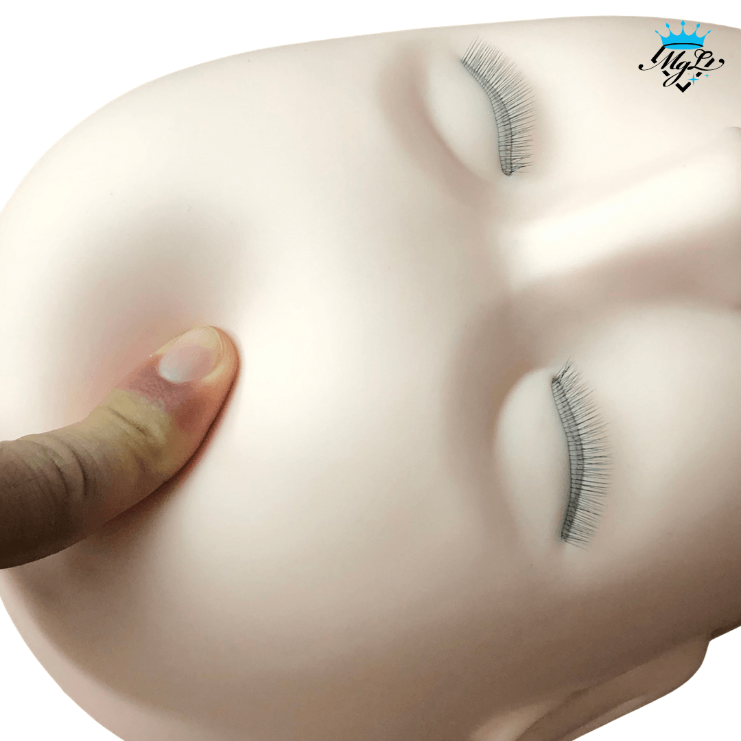 Kirpikli Eğitim Yüzü Manken Matilda Magic Lash®