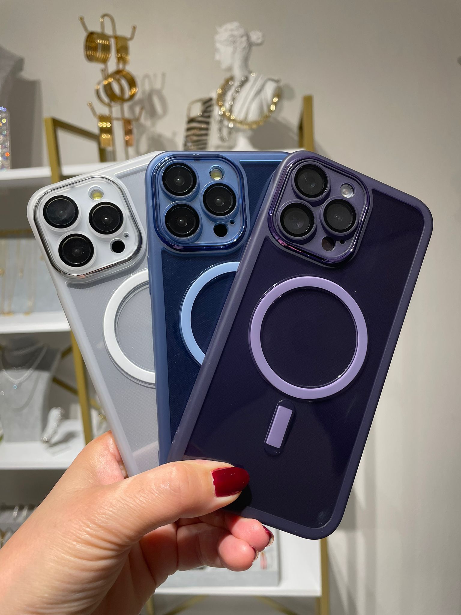 Safir Lens Korumalı magsafe'li silikon kılıf