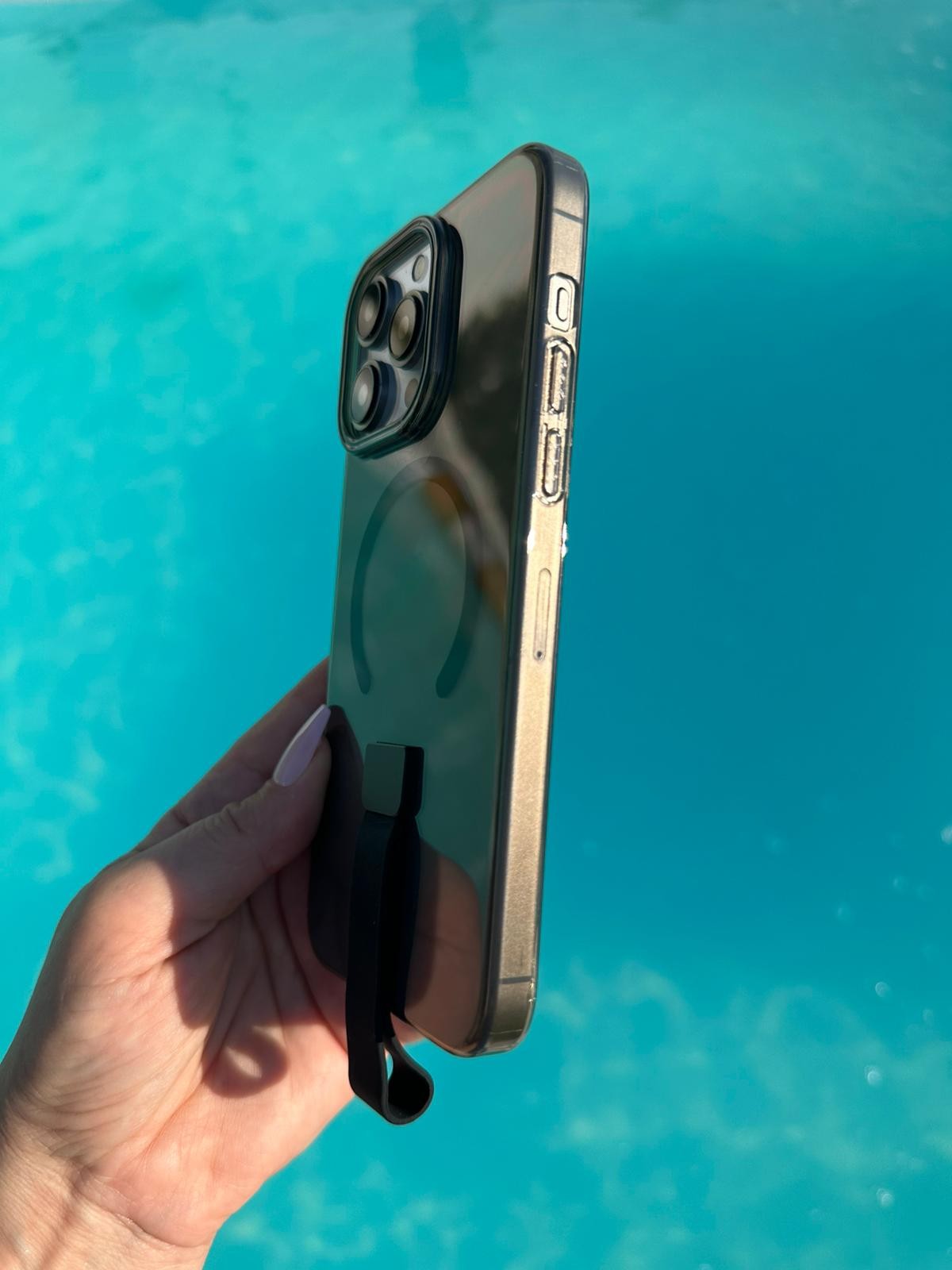 Magsafe Özellikli HoldEase Şeffaf Kılıf - Siyah