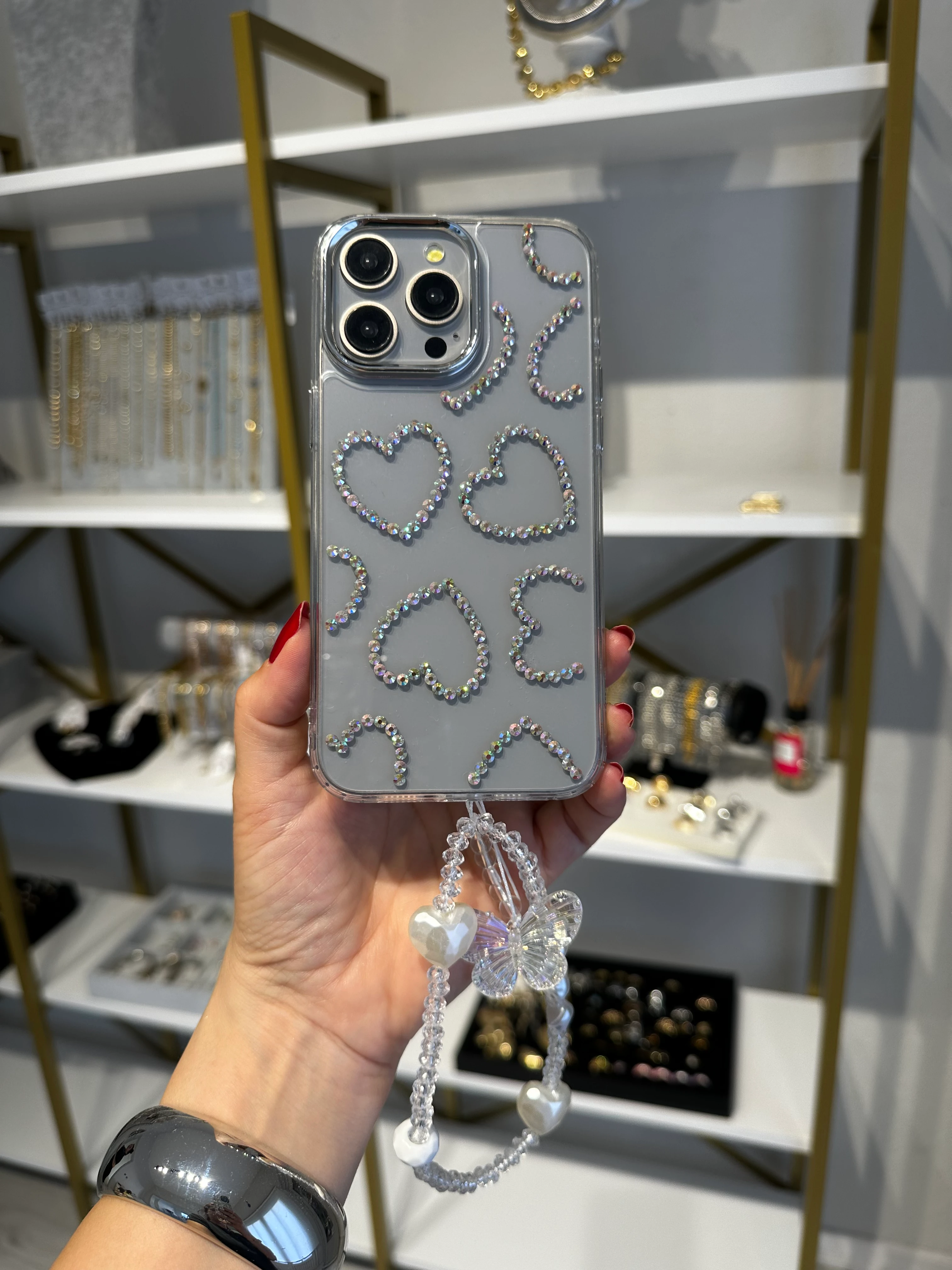 Taşlı Kalpli Askılı Şeffaf Kılıf