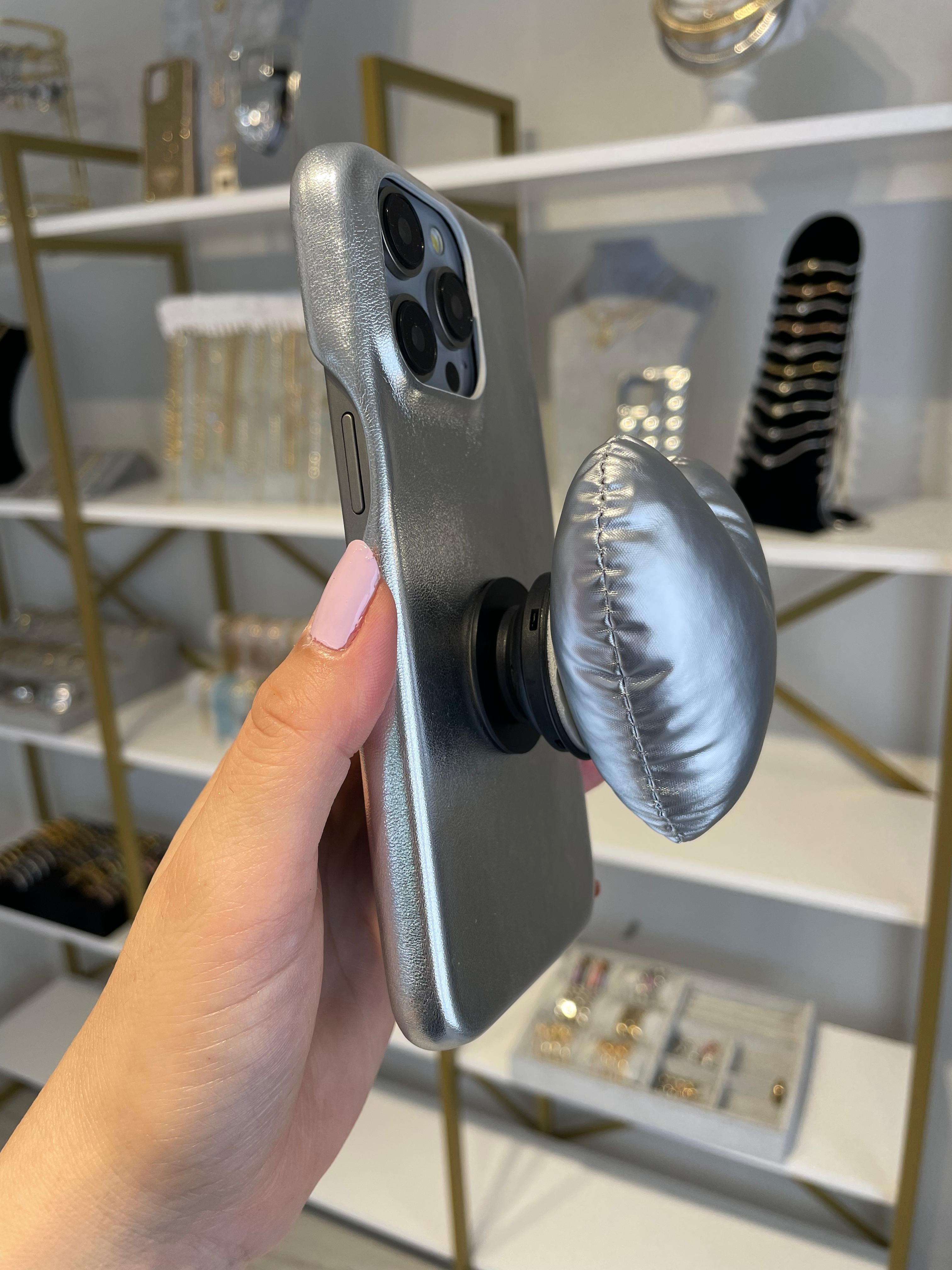 GG Kalpli Popsocket'lı Silver Kılıf