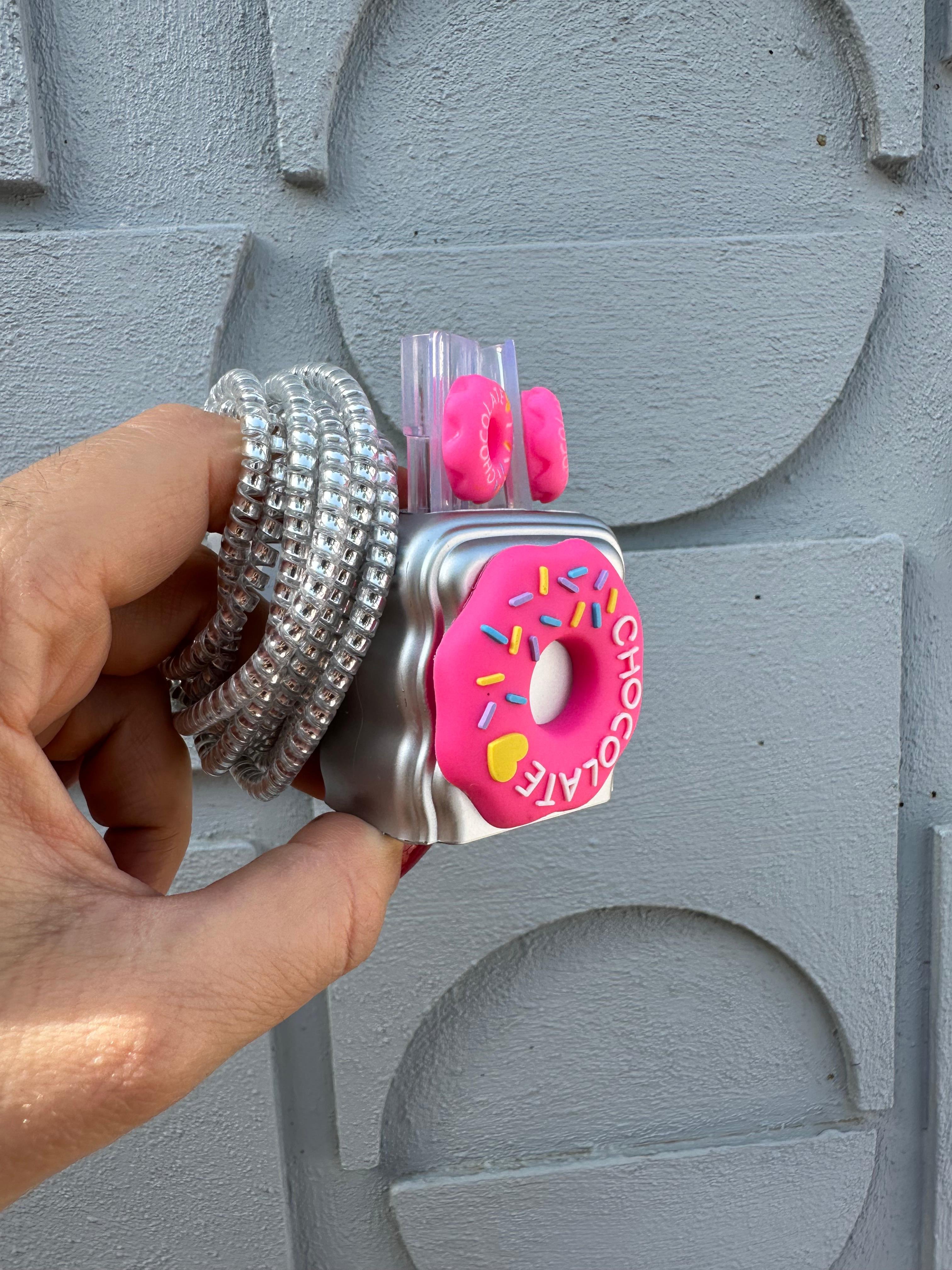 Donut Desenli Şarj Cihazı Koruma Seti