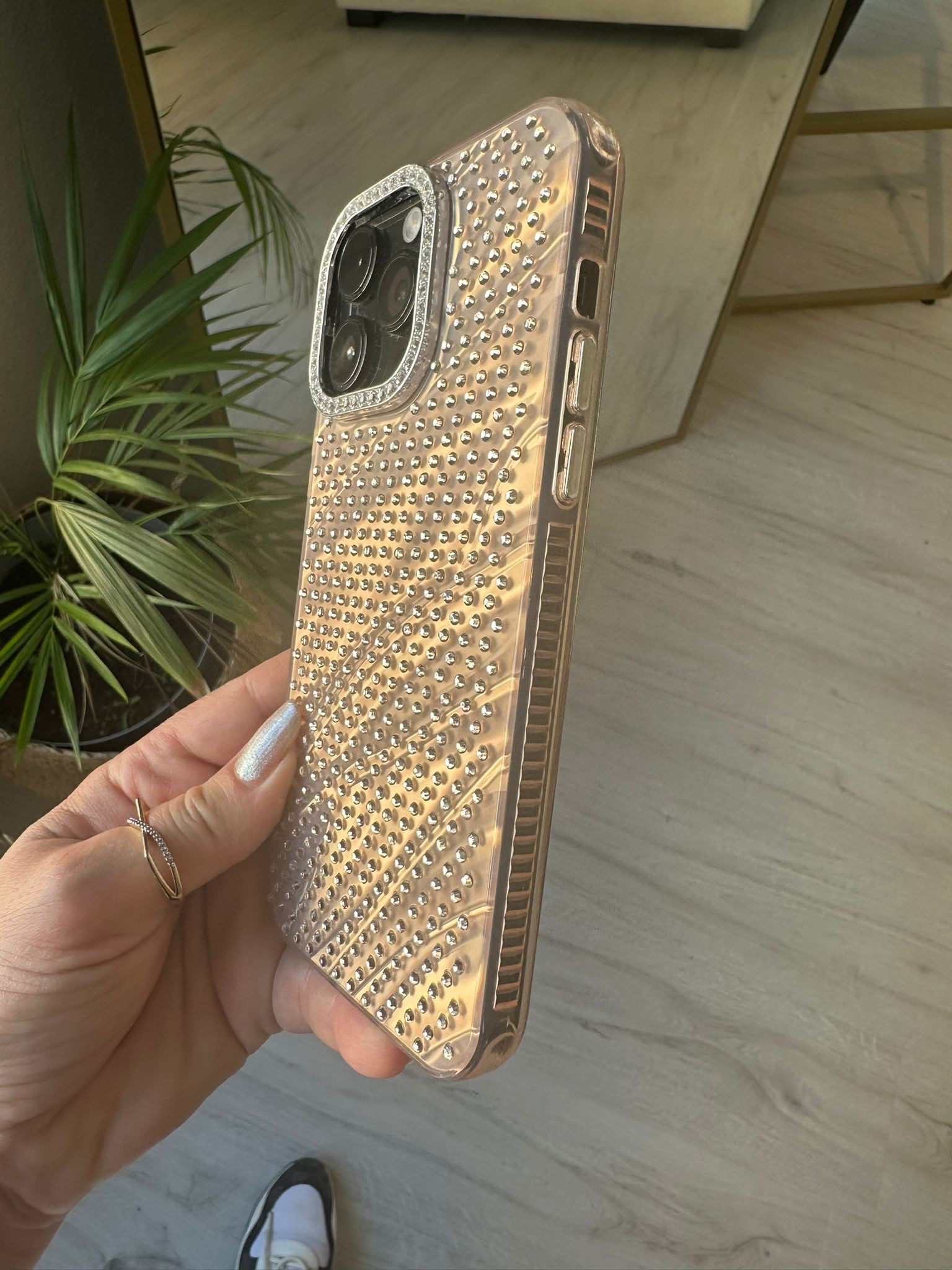 Sıra Taşlı Hologramlı Kılıf