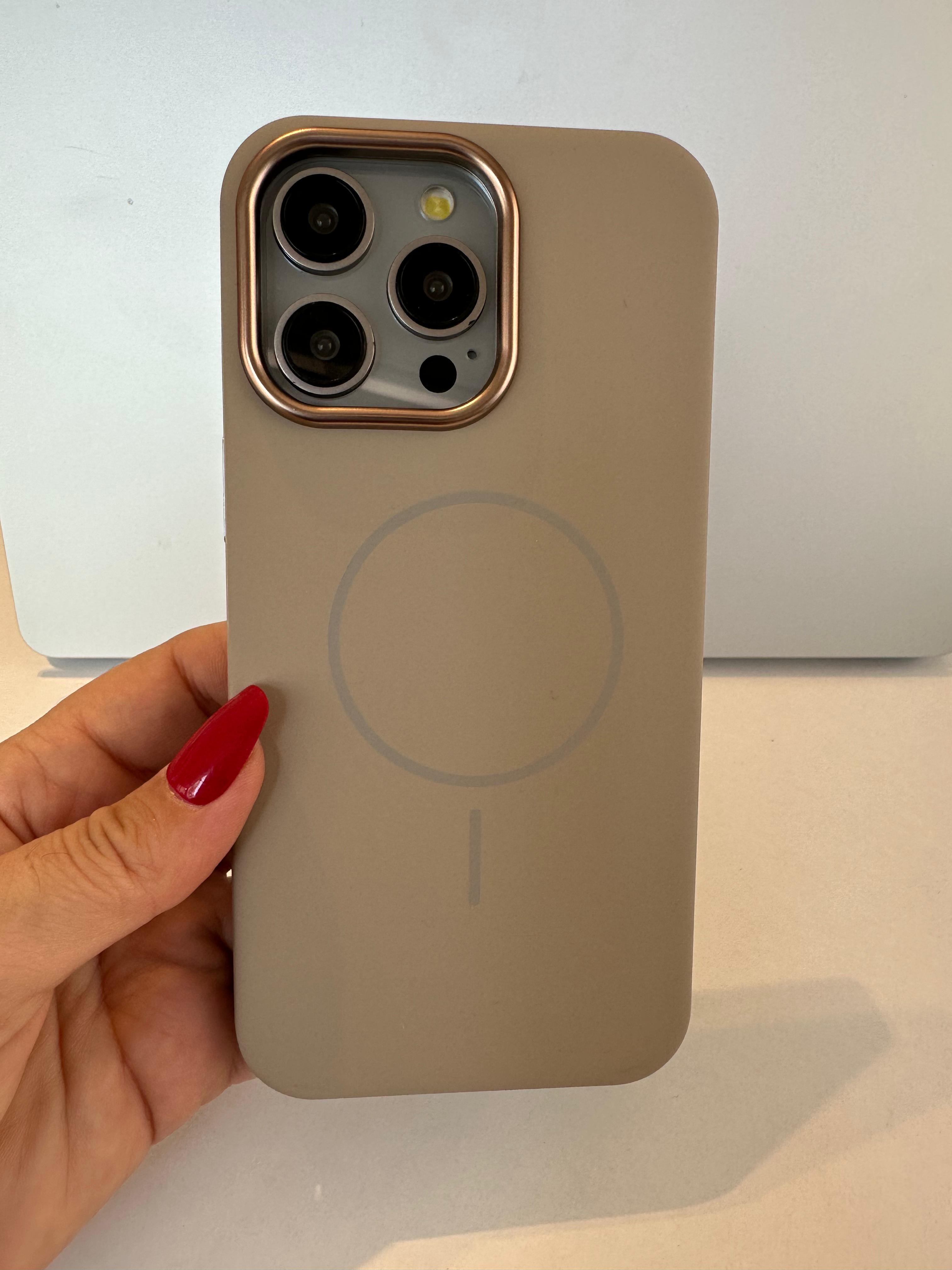Ince Magsafe Özellikli Mat Kılıf  - Çöl Rengi