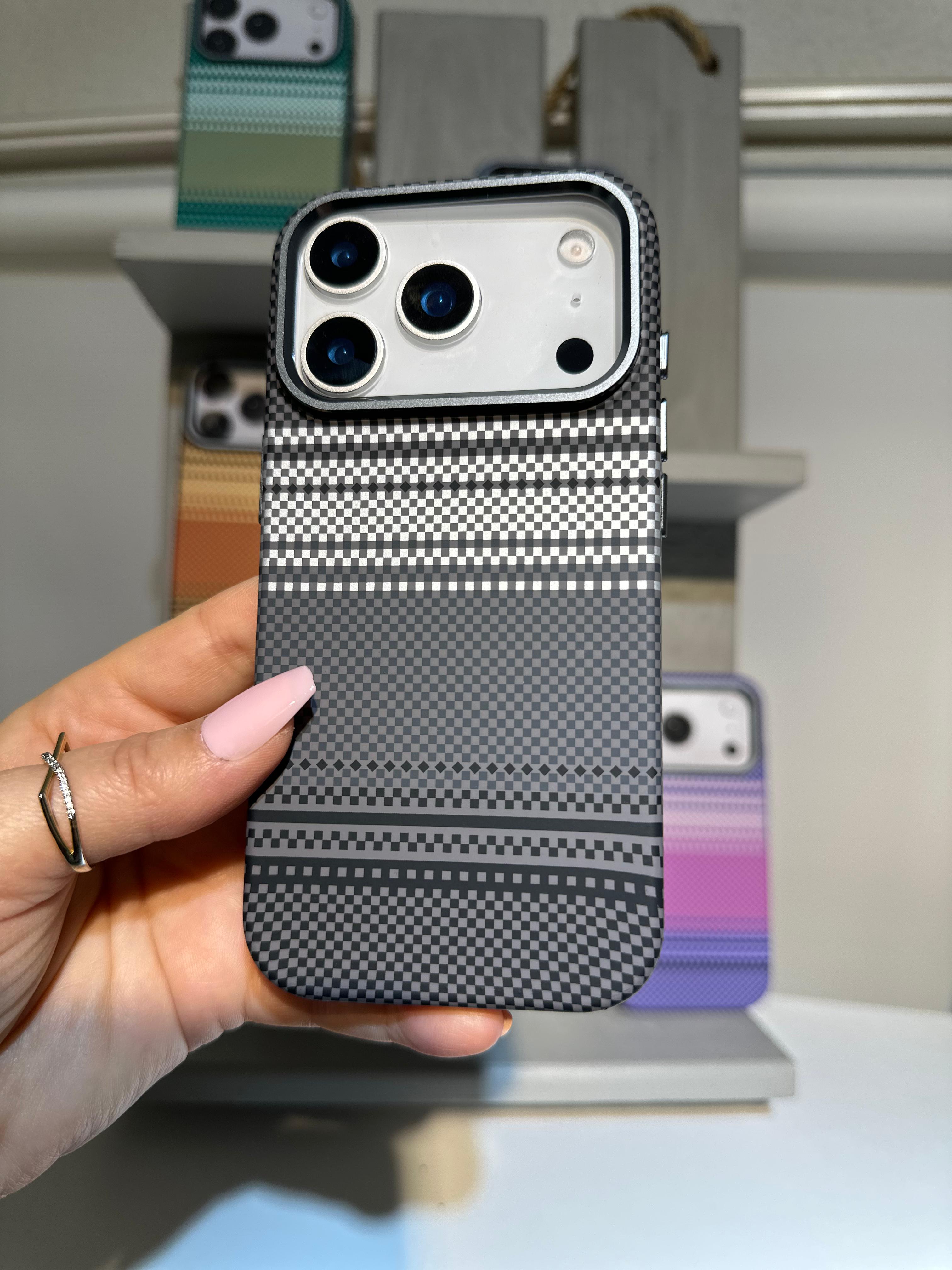 Şerit Dokulu Premium Kılıf - Gri Karbon