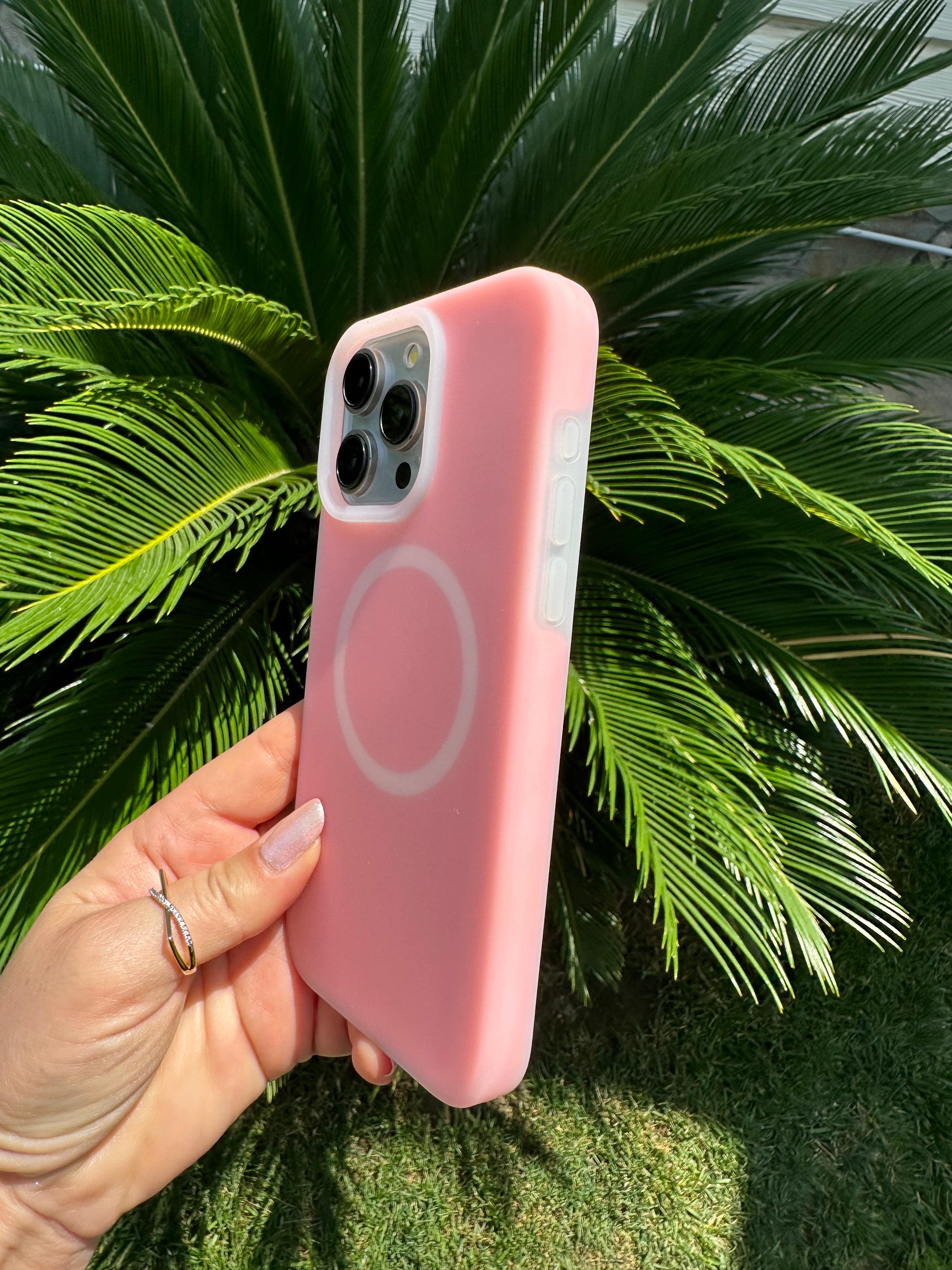 Magsafe Özellikli Pastel Kılıf - Pembe