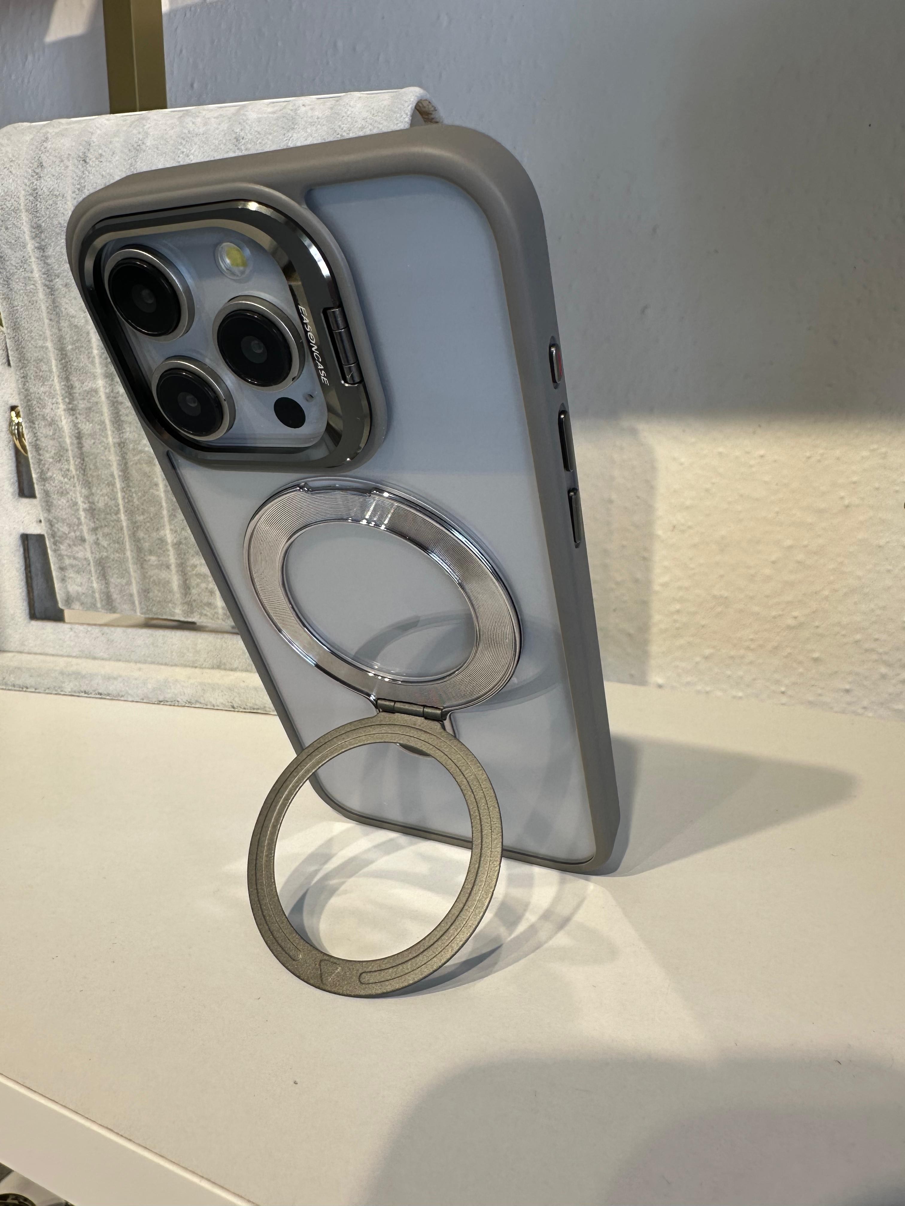 Çift Stantlı Magsafe Destekli Şeffaf Kılıf