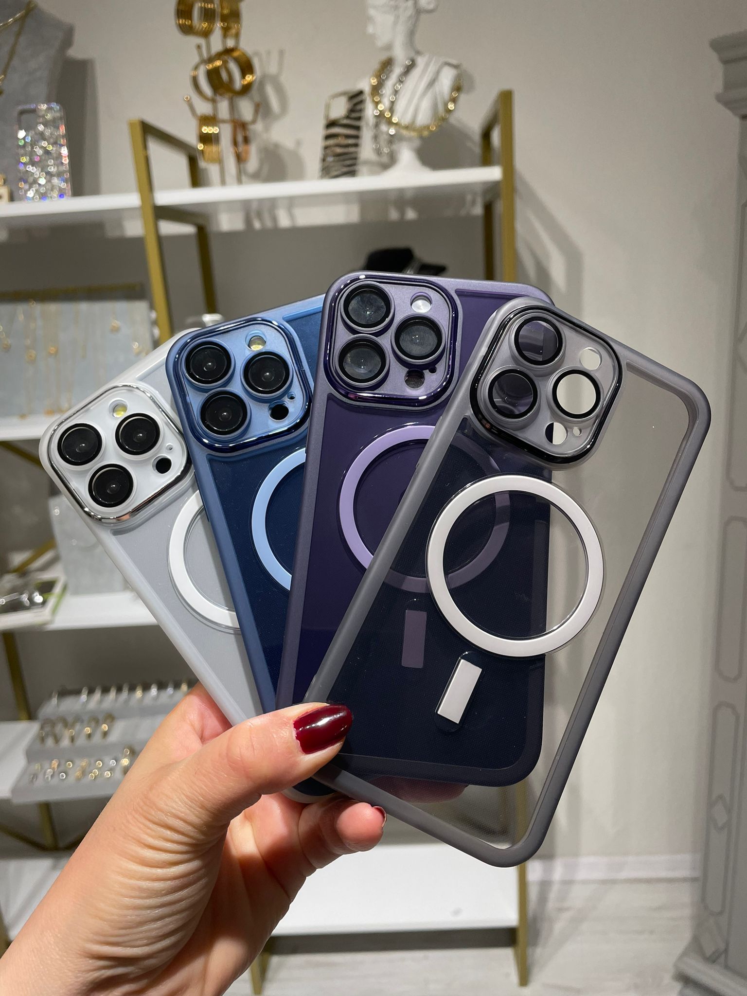 Safir Lens Korumalı magsafe'li silikon kılıf