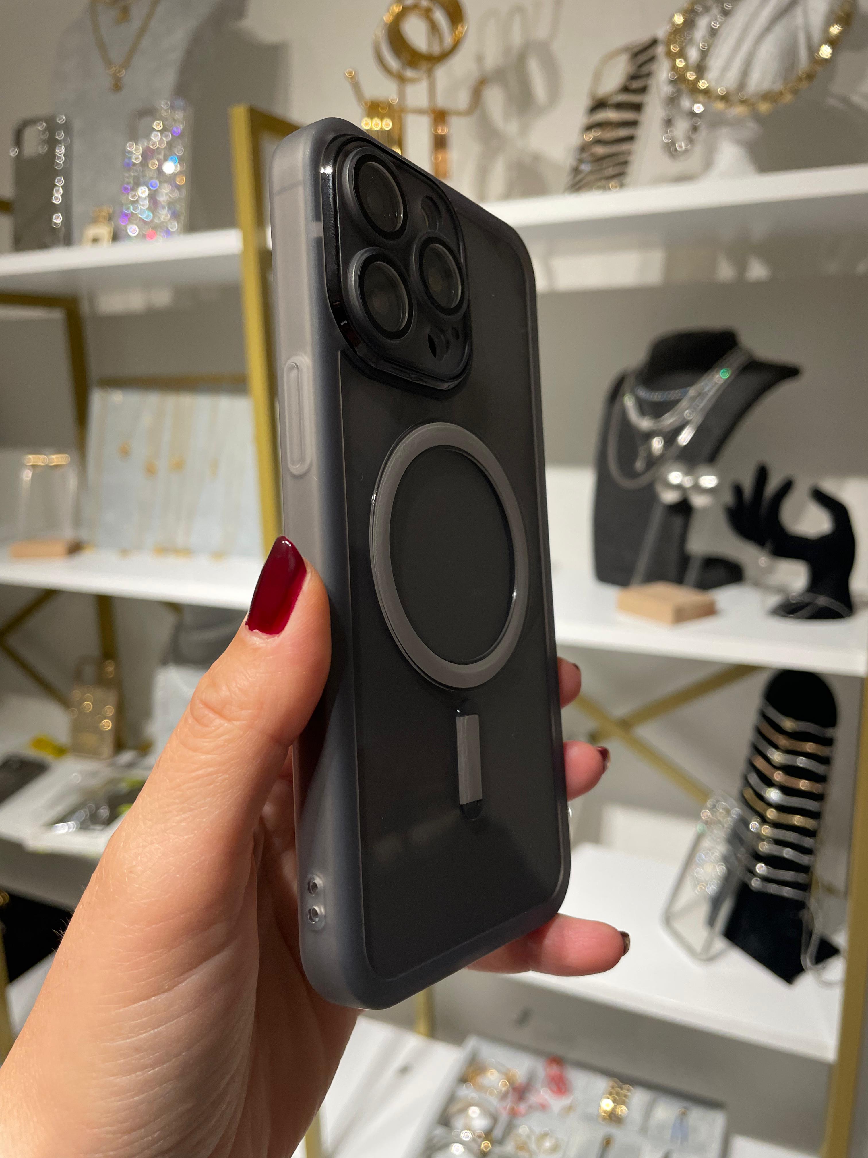 Safir Lens Korumalı magsafe'li silikon kılıf