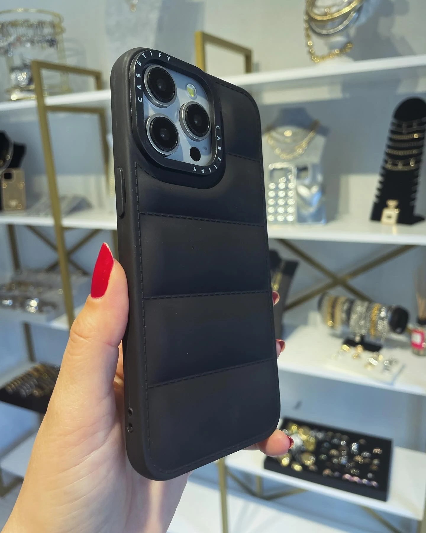 Siyah Bombeli Puf Kılıf