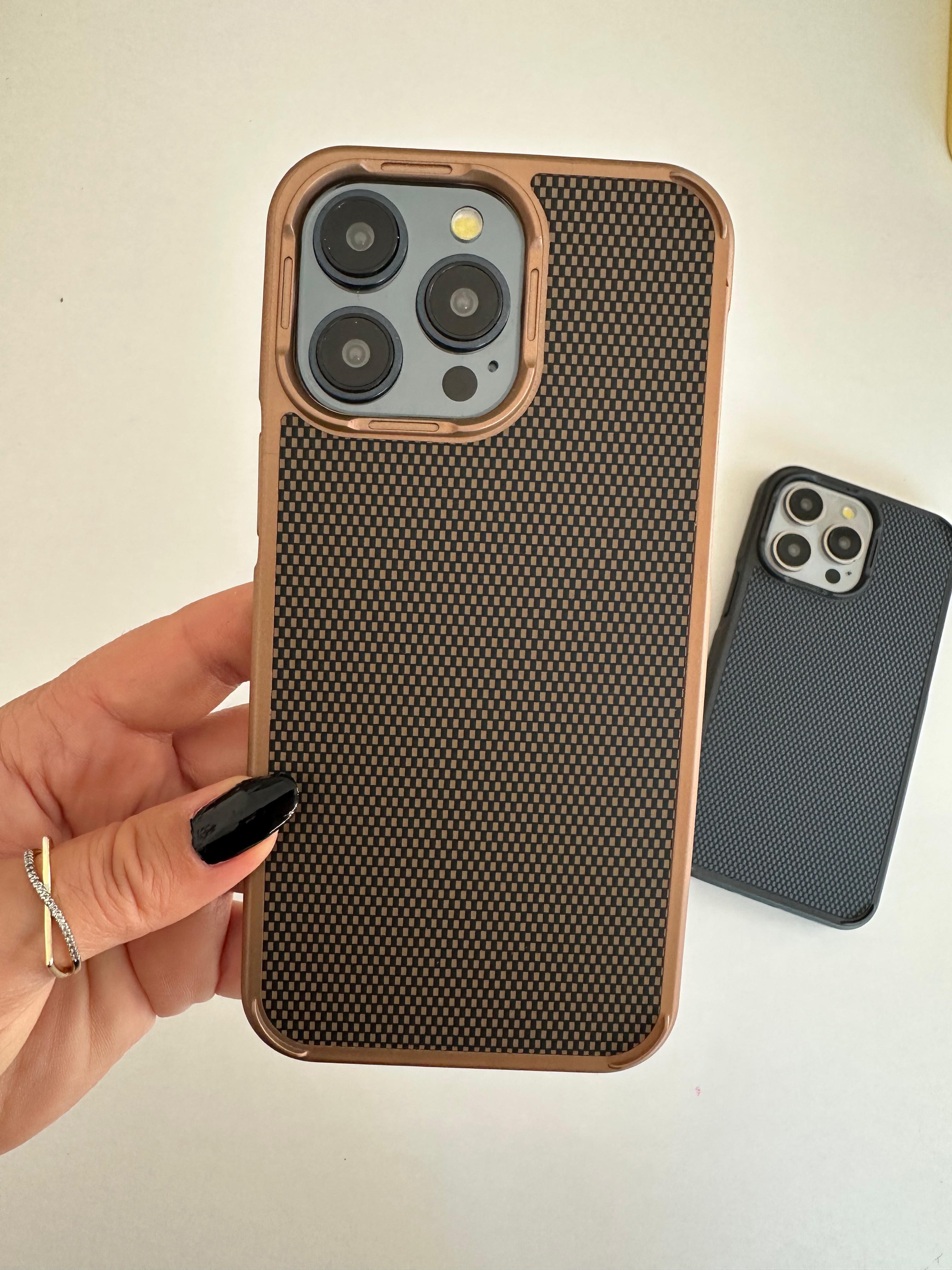 NeoCarbon Magsafe Özellikli Kılıf - Çöl Rengi
