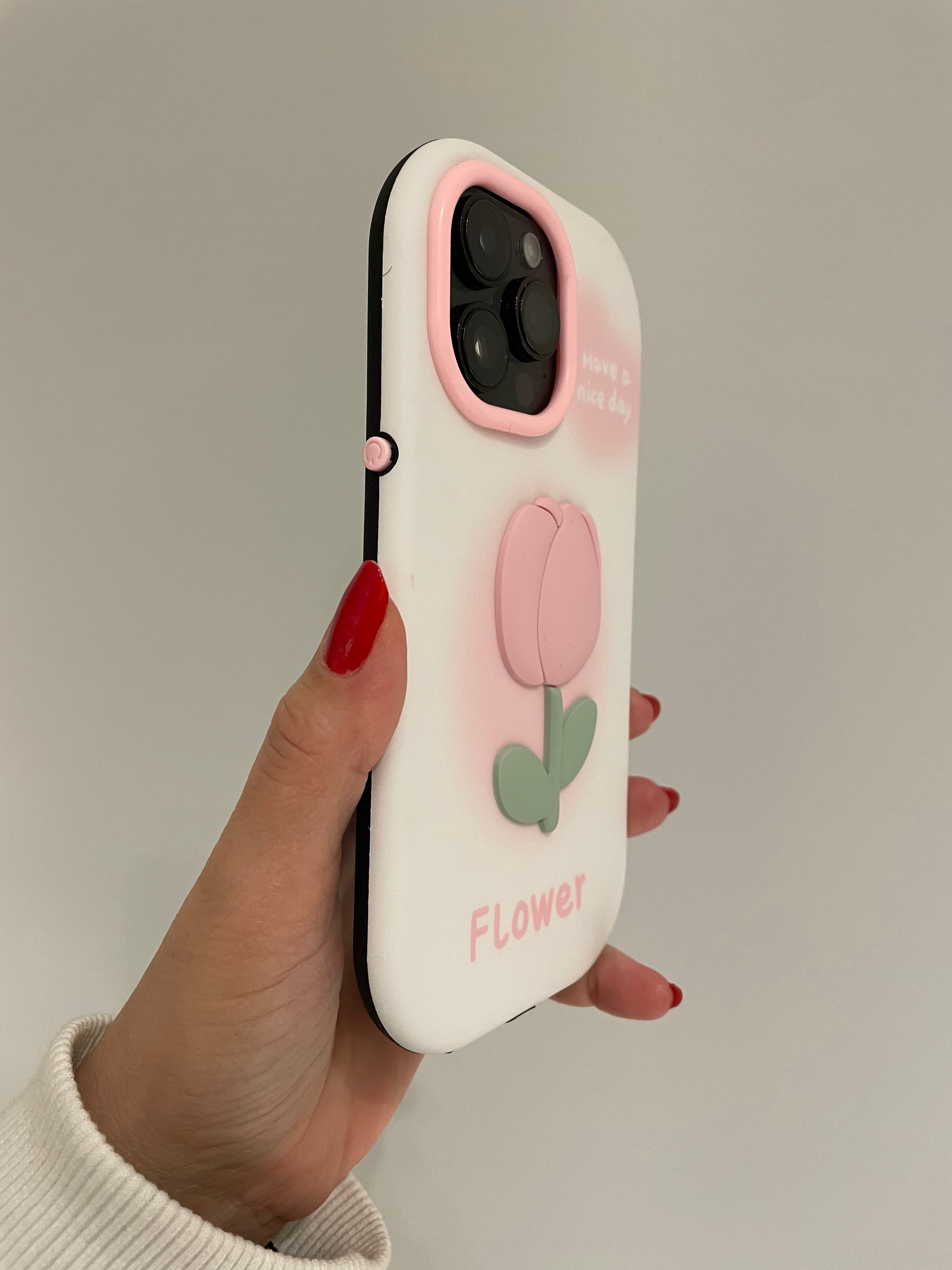 Kabartma Lale Detaylı Silikon Kılıf