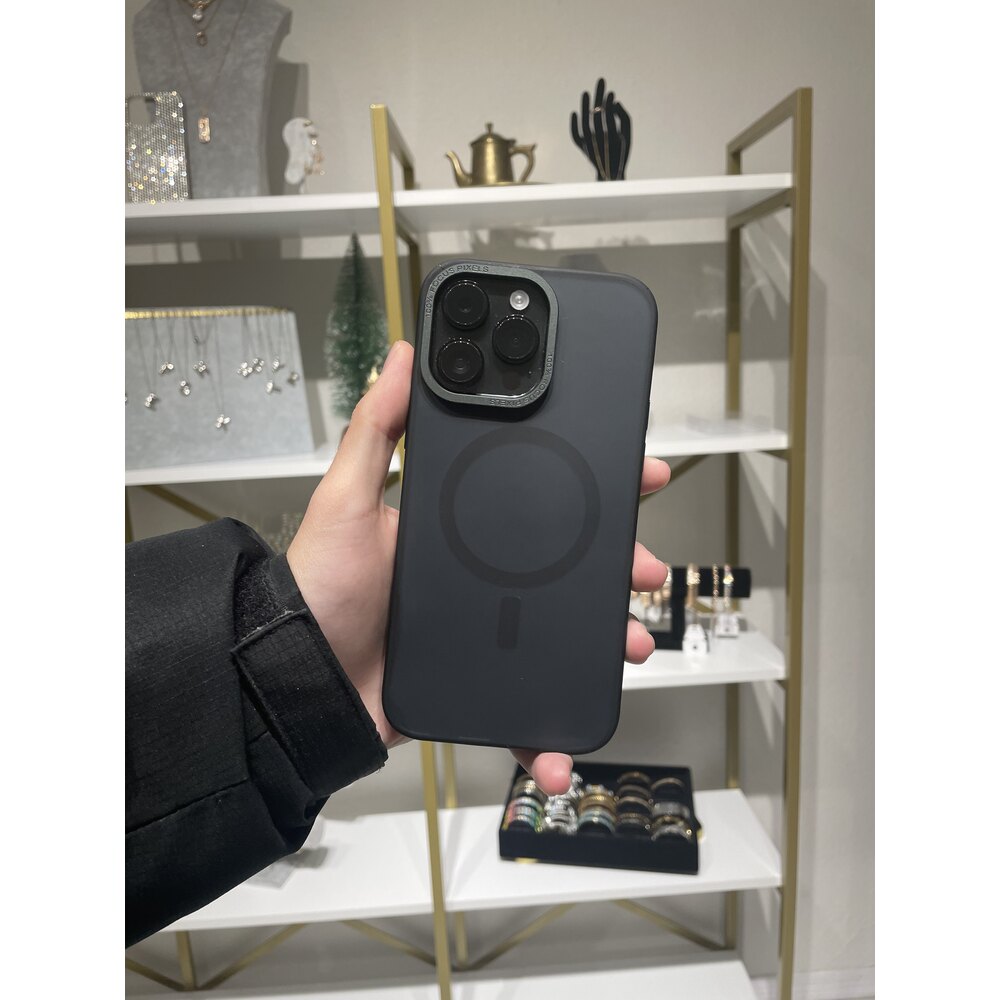 Mat Siyah Magsafe Kılıf