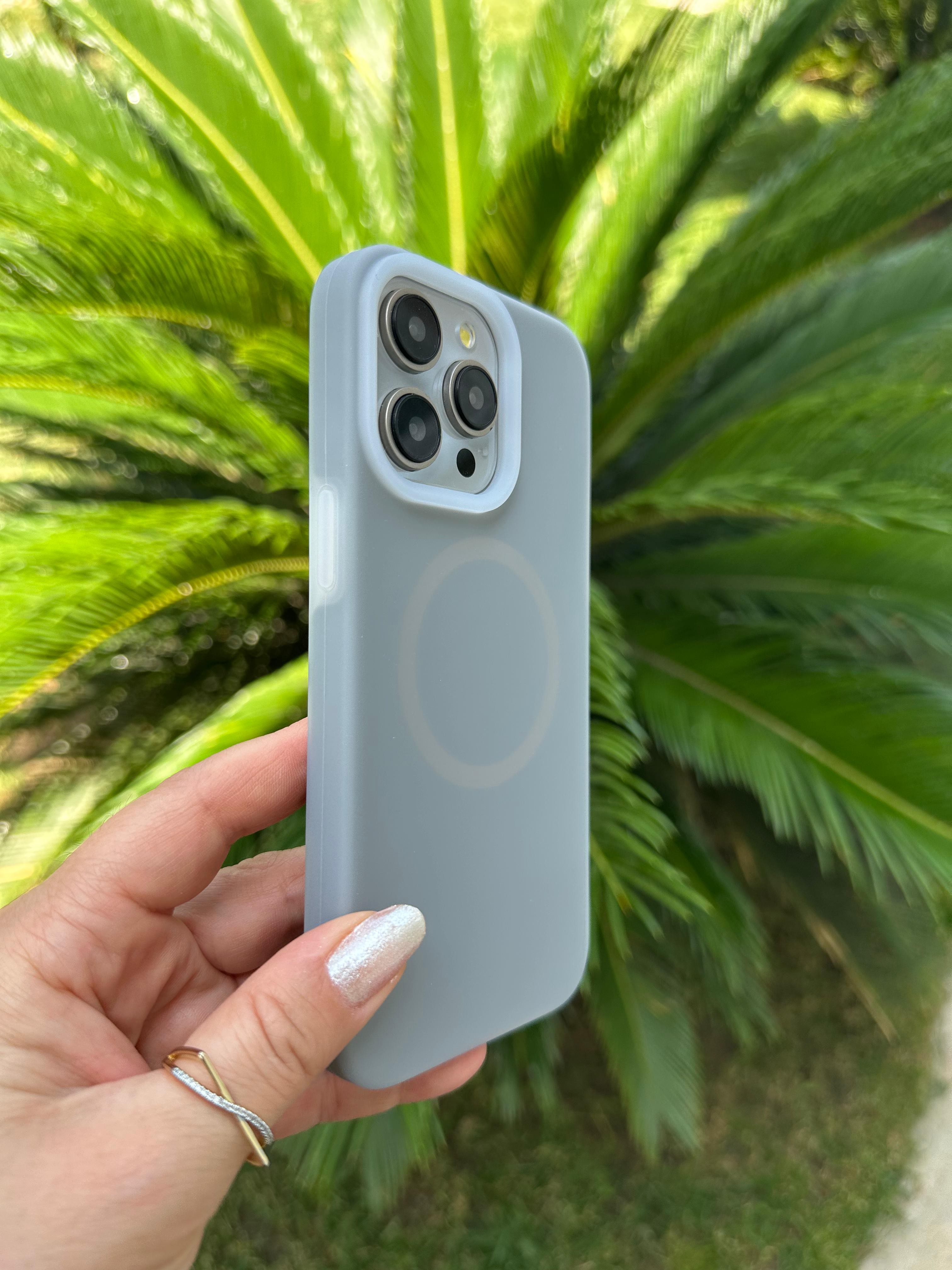 Magsafe Özellikli Pastel Kılıf - Gri