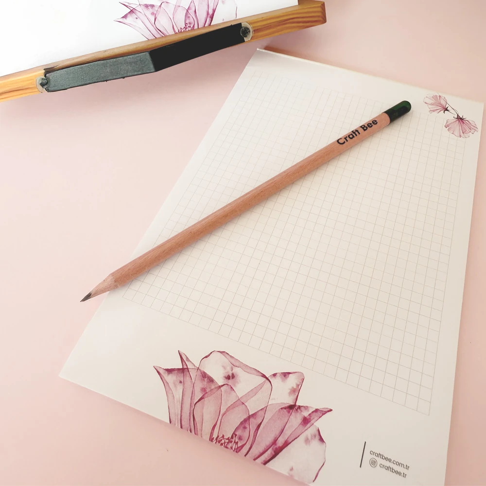 Doğanın Döngüsü Çiçekli Masaüstü Takvim Seti