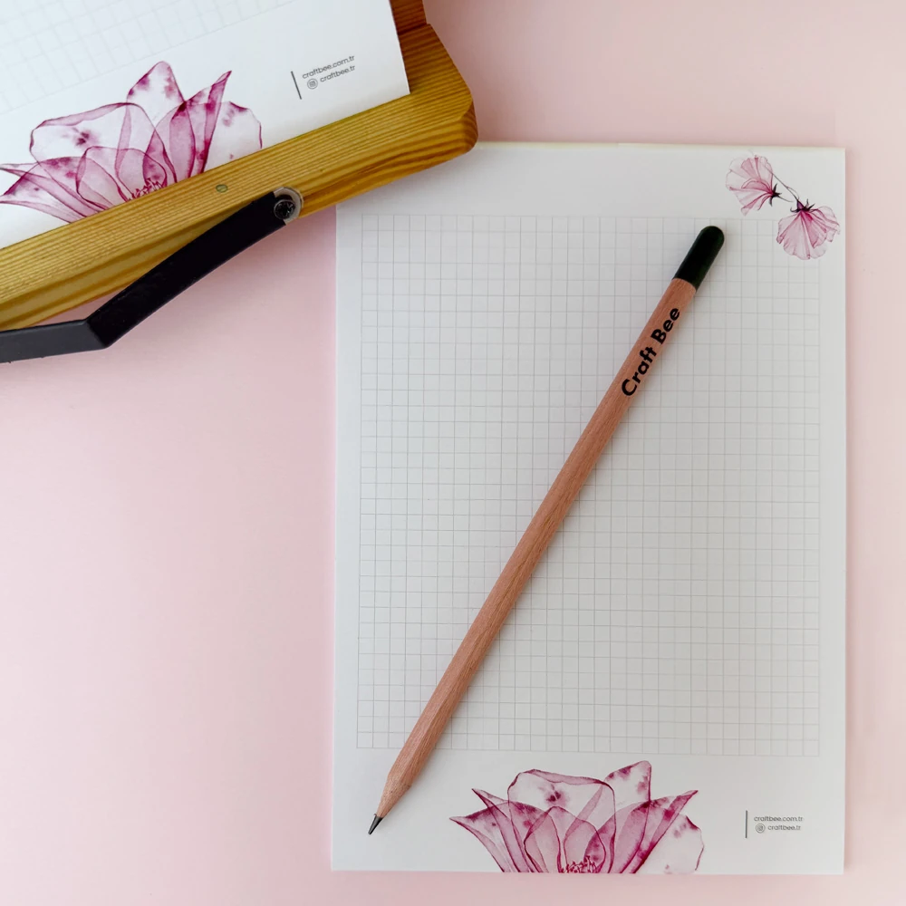 Doğanın Döngüsü Çiçekli Masaüstü Takvim Seti