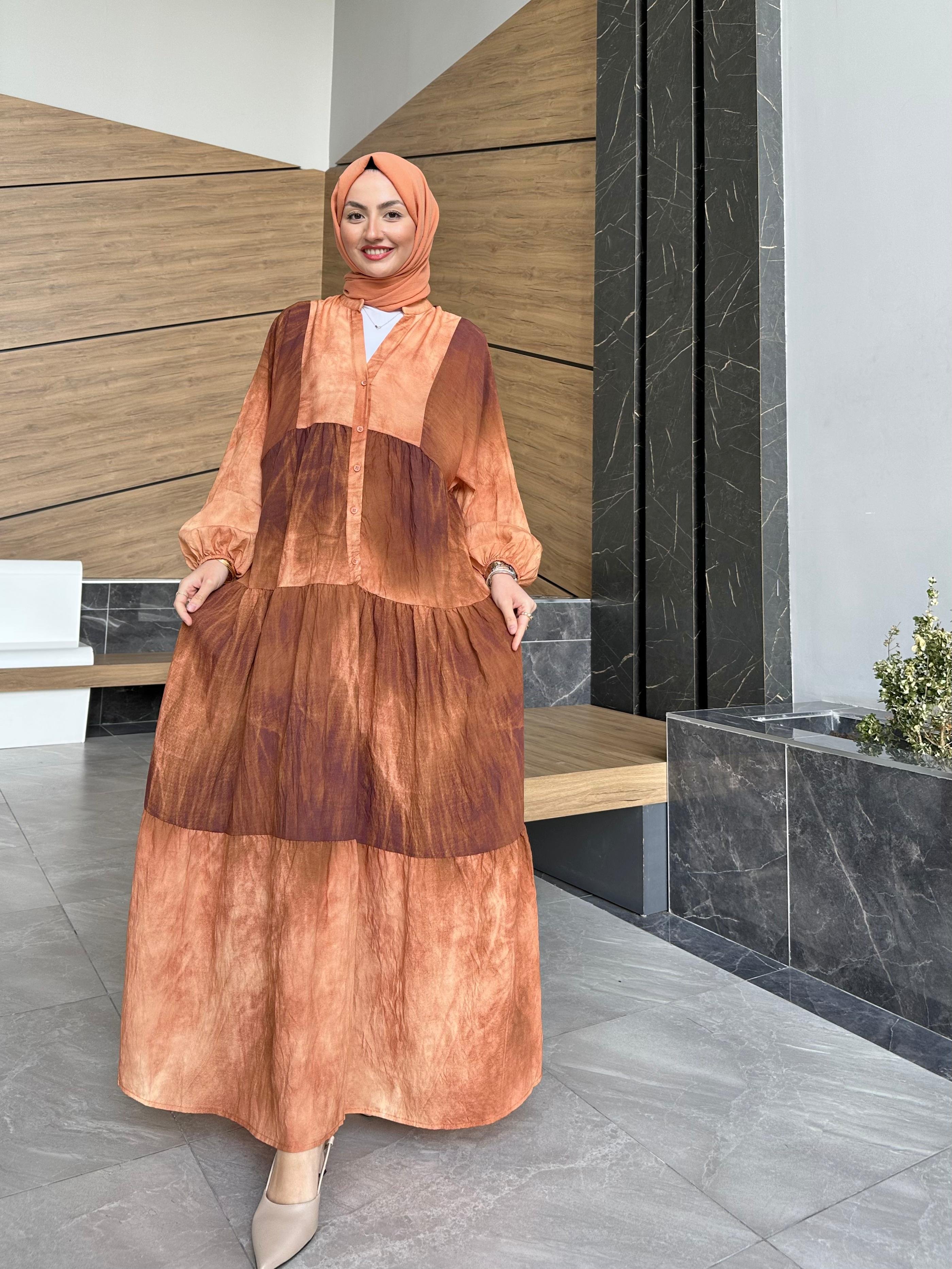 Batik Desen Pamuklu Elbise 