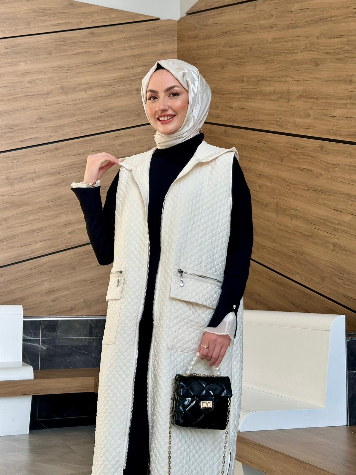 Kapitone Tasarım Yelek