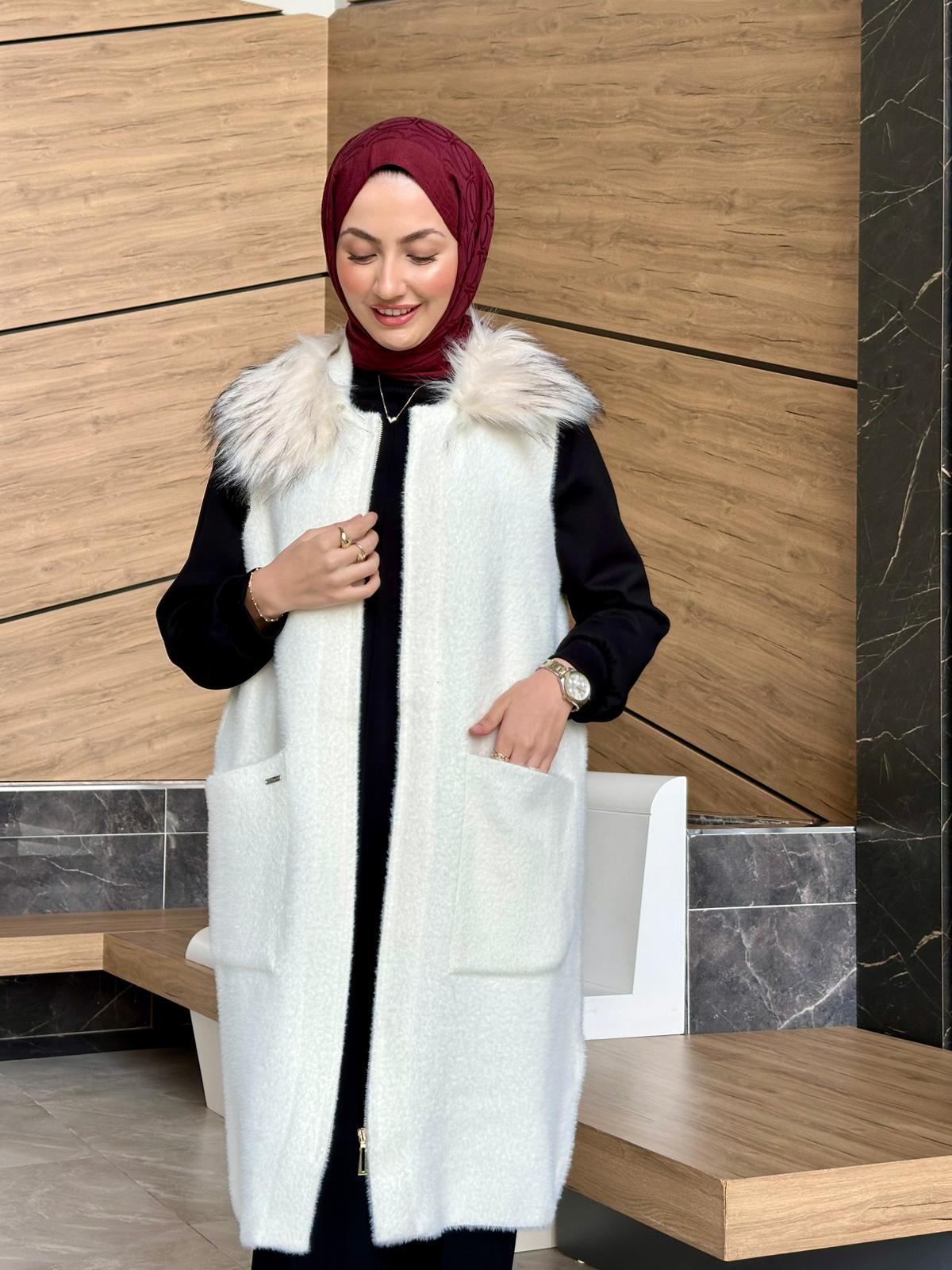 Seyyar Kürklü Angora Yelek 