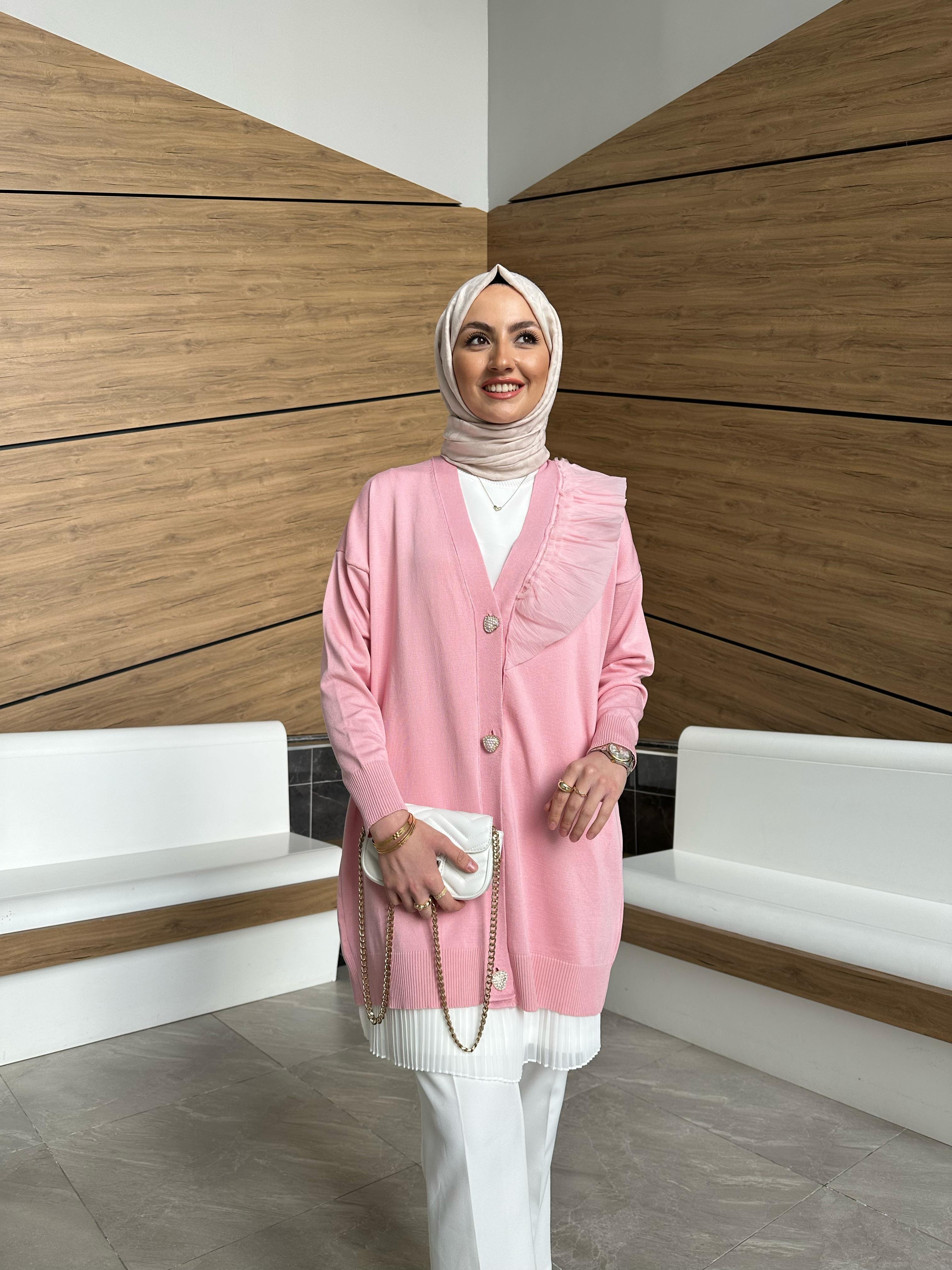 Kalp Düğmeli Fırfırlı Premium Merserize Hırka