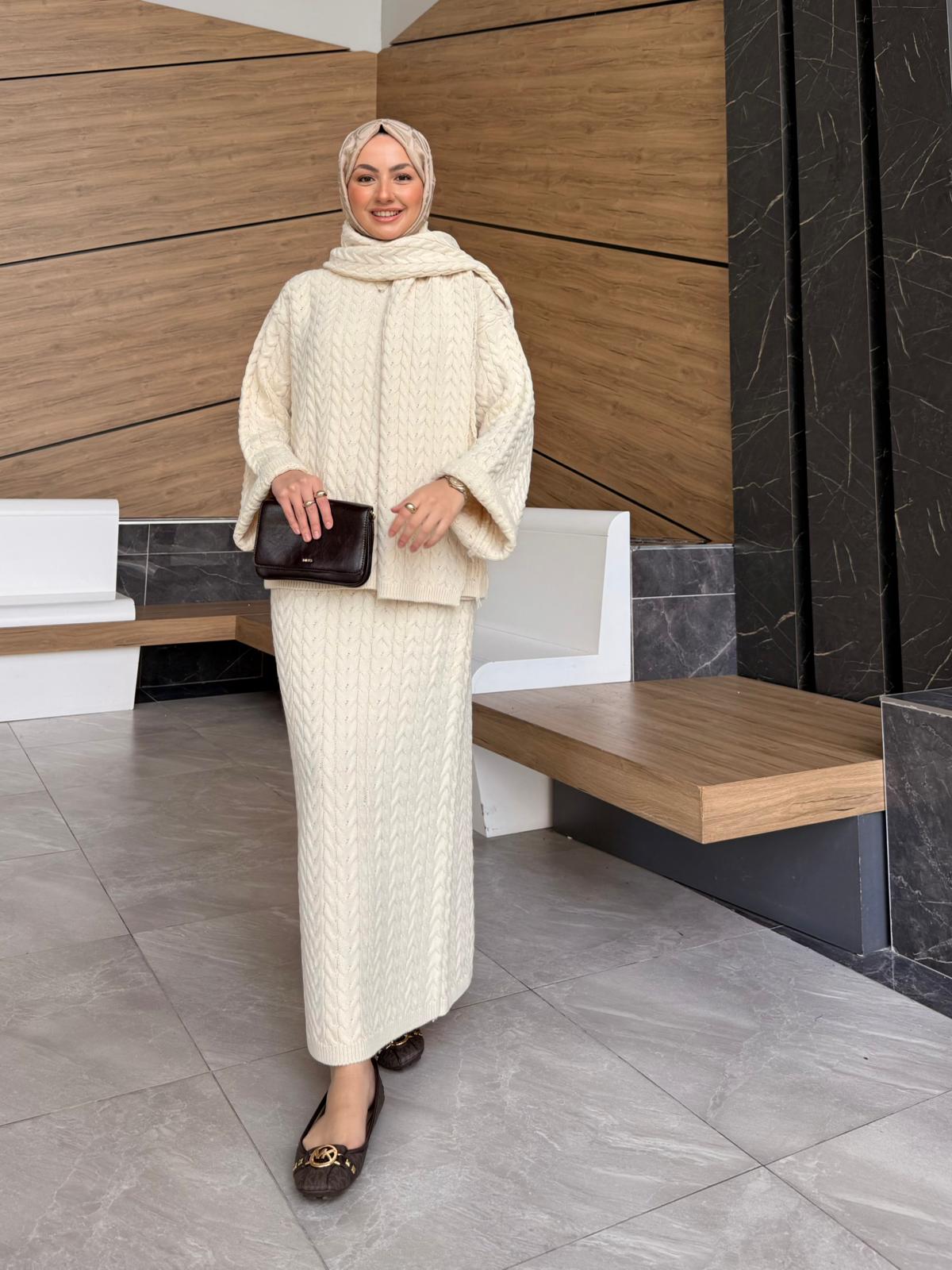 Saç Örgü Etekli Triko Takım