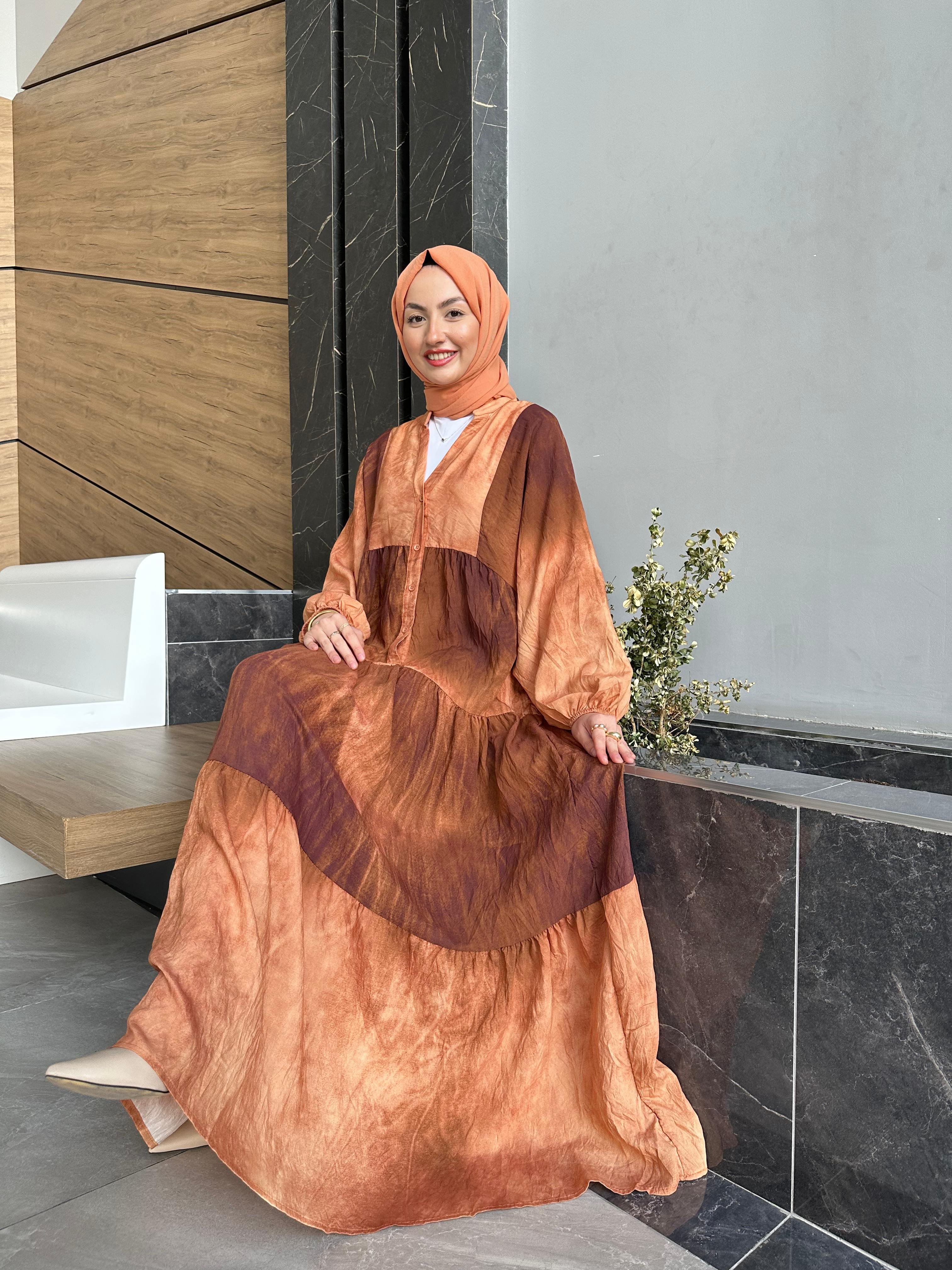 Batik Desen Pamuklu Elbise 