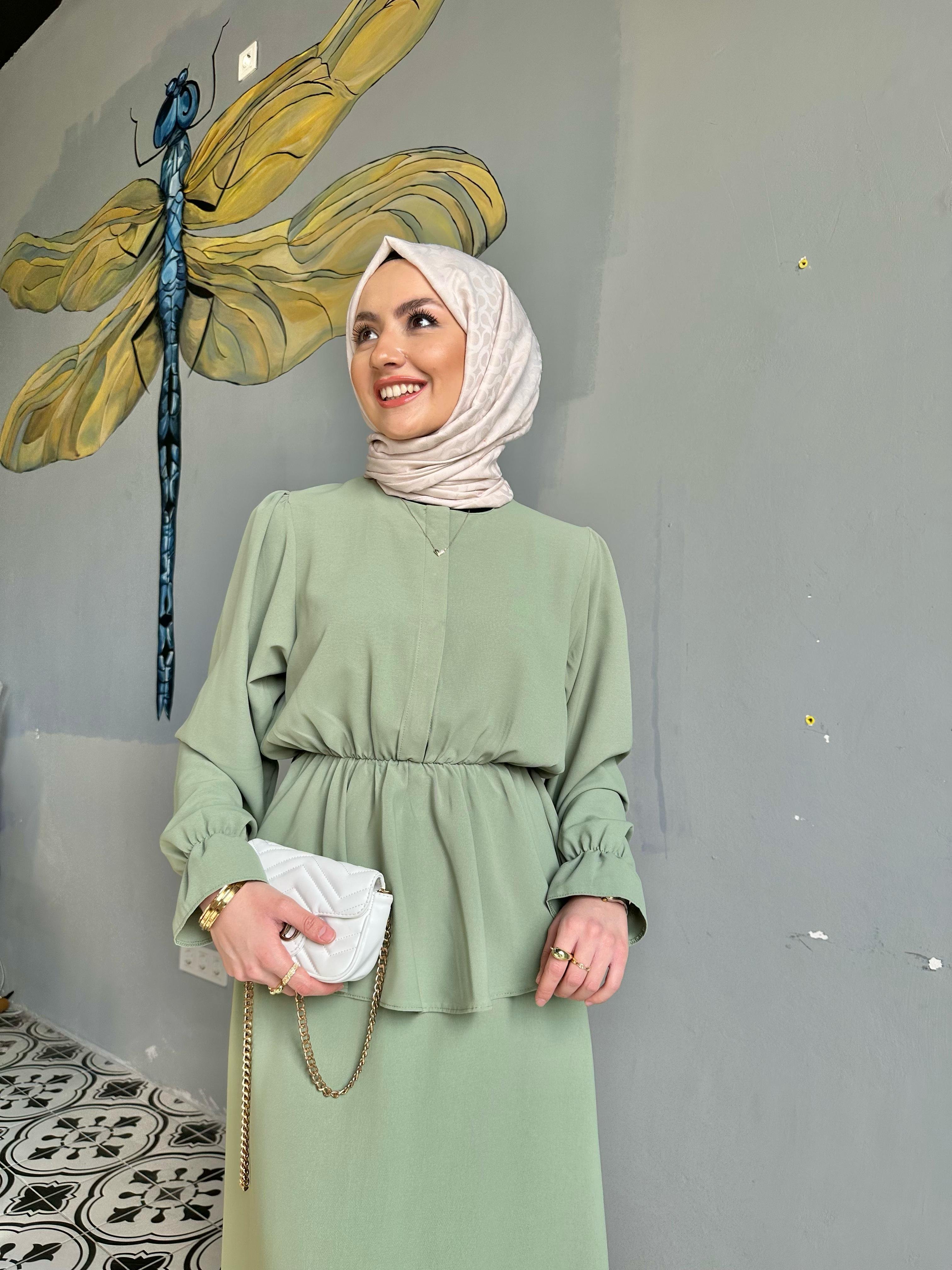 Bella Ayrobin Etekli Takım