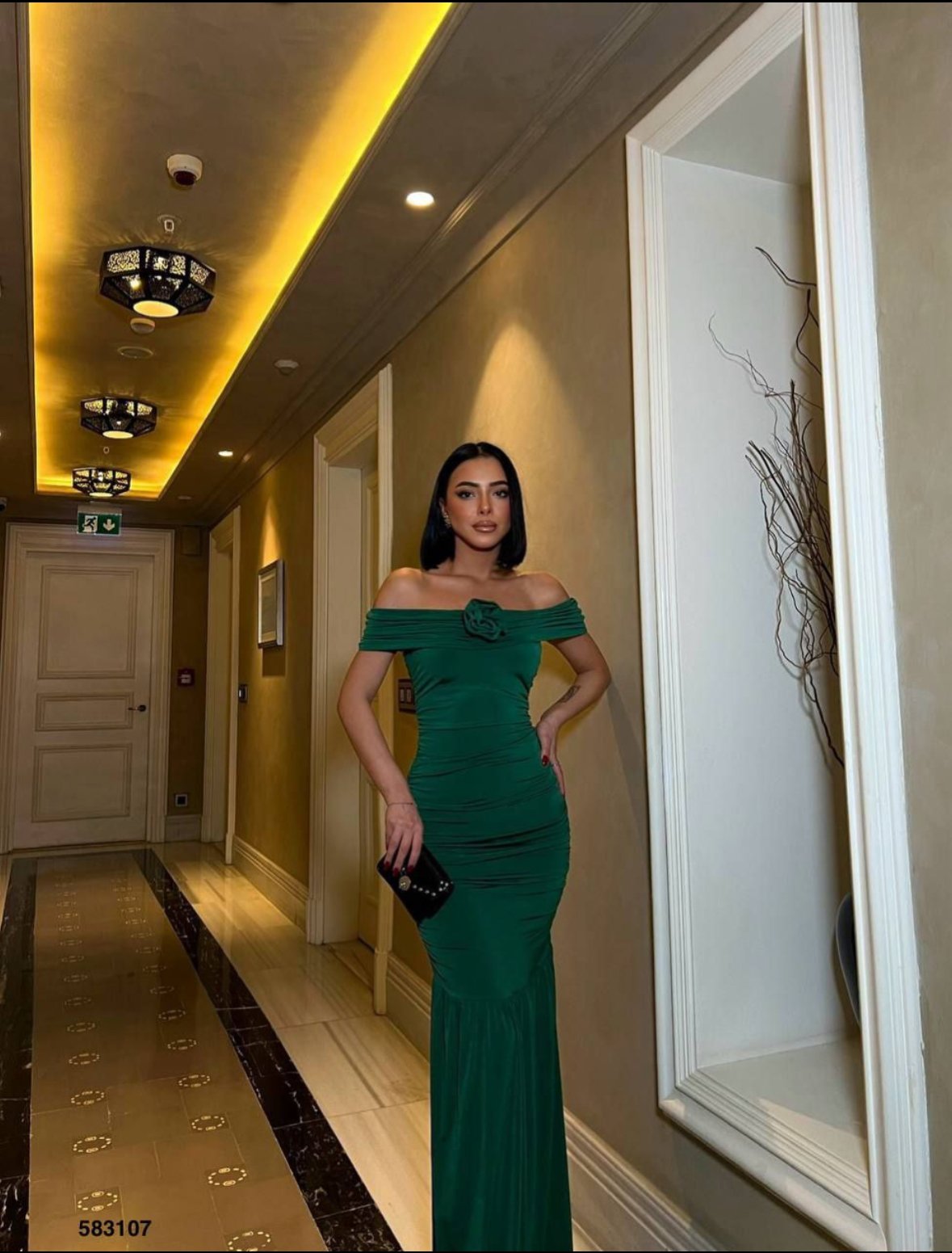 KAYIK YAKA GÜL DETAY SANDY MAXİ ELBİSE