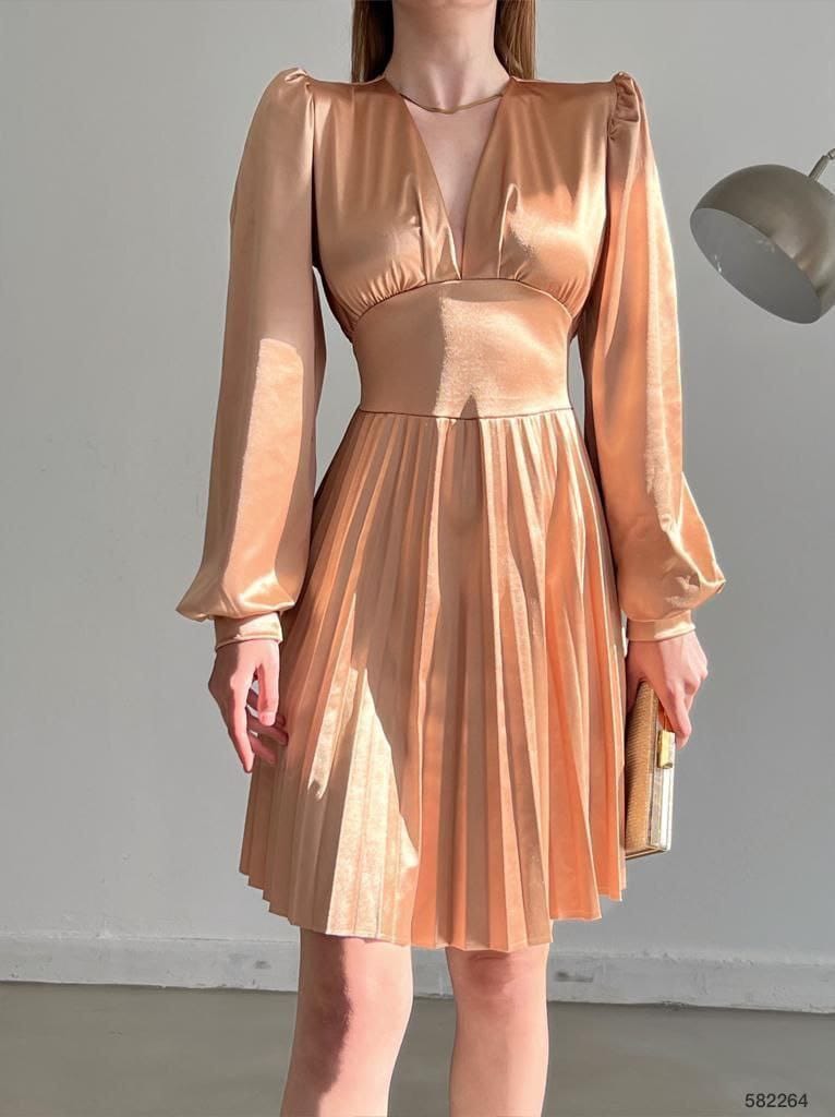 SATEN KUMAŞ PİLSELİ ELBİSE