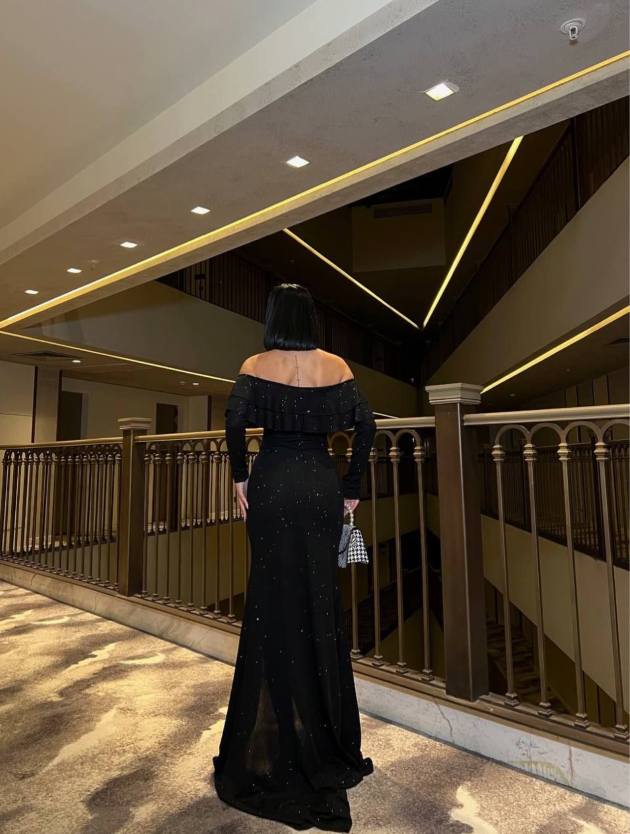 KAYIK YAKA MAXİ ELBİSE
