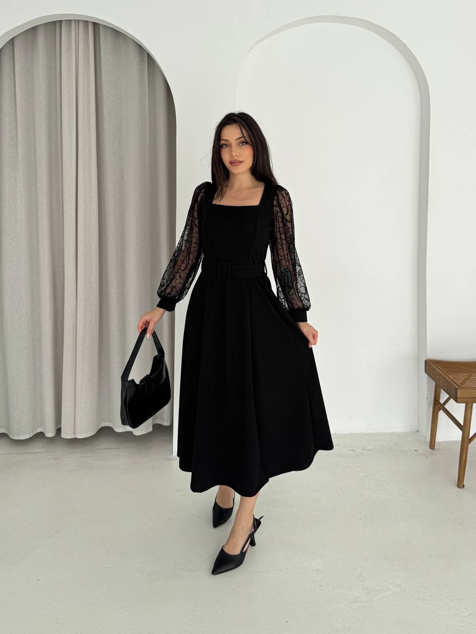 KARE YAKA FLOK KOL ELBİSE