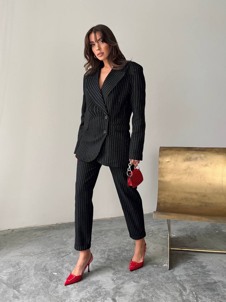 ÇİZGİLİ TAKIM ELBİSE