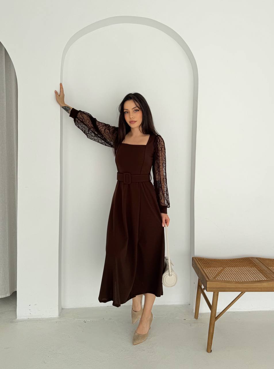 KARE YAKA FLOK KOL ELBİSE