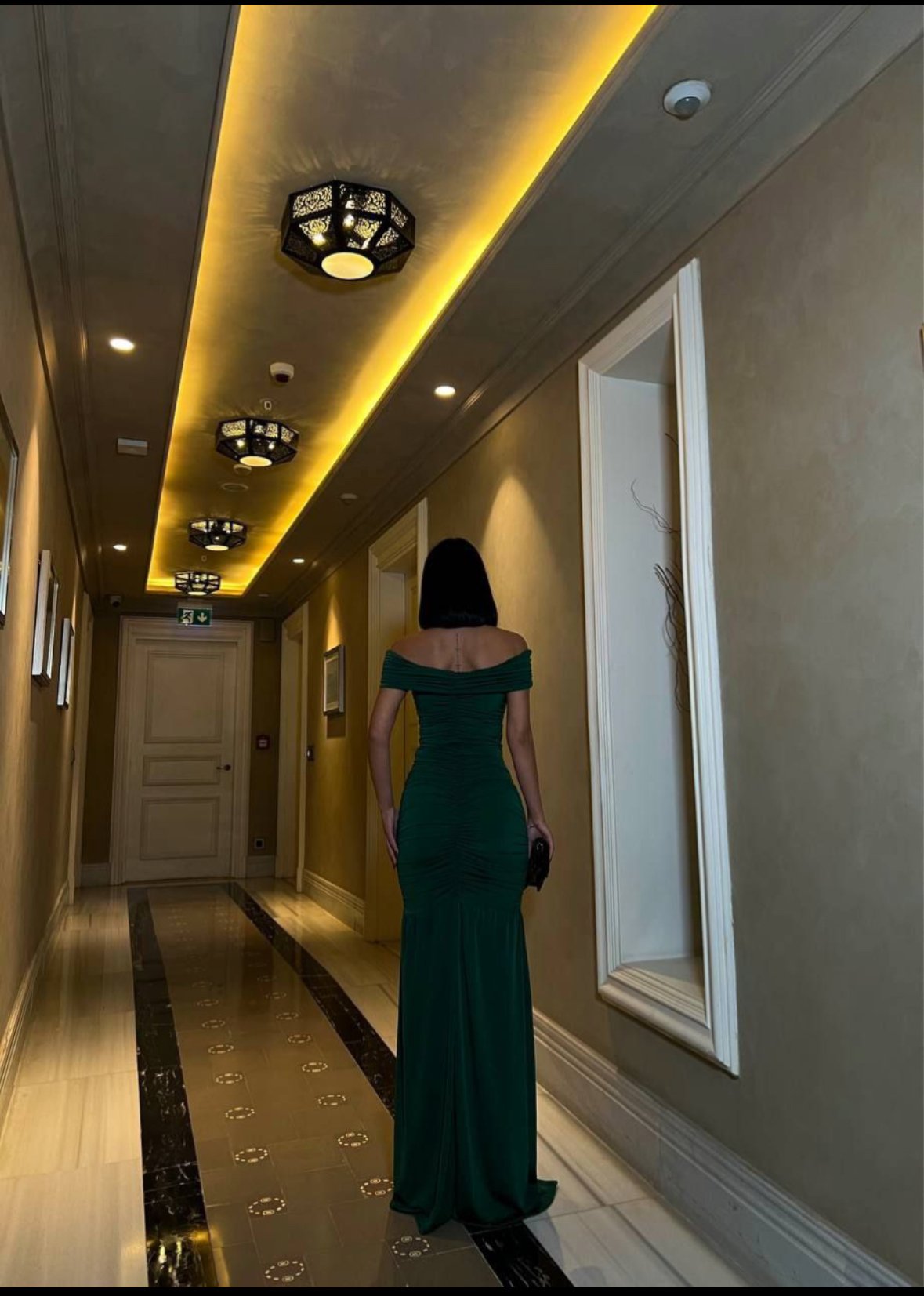 KAYIK YAKA GÜL DETAY SANDY MAXİ ELBİSE