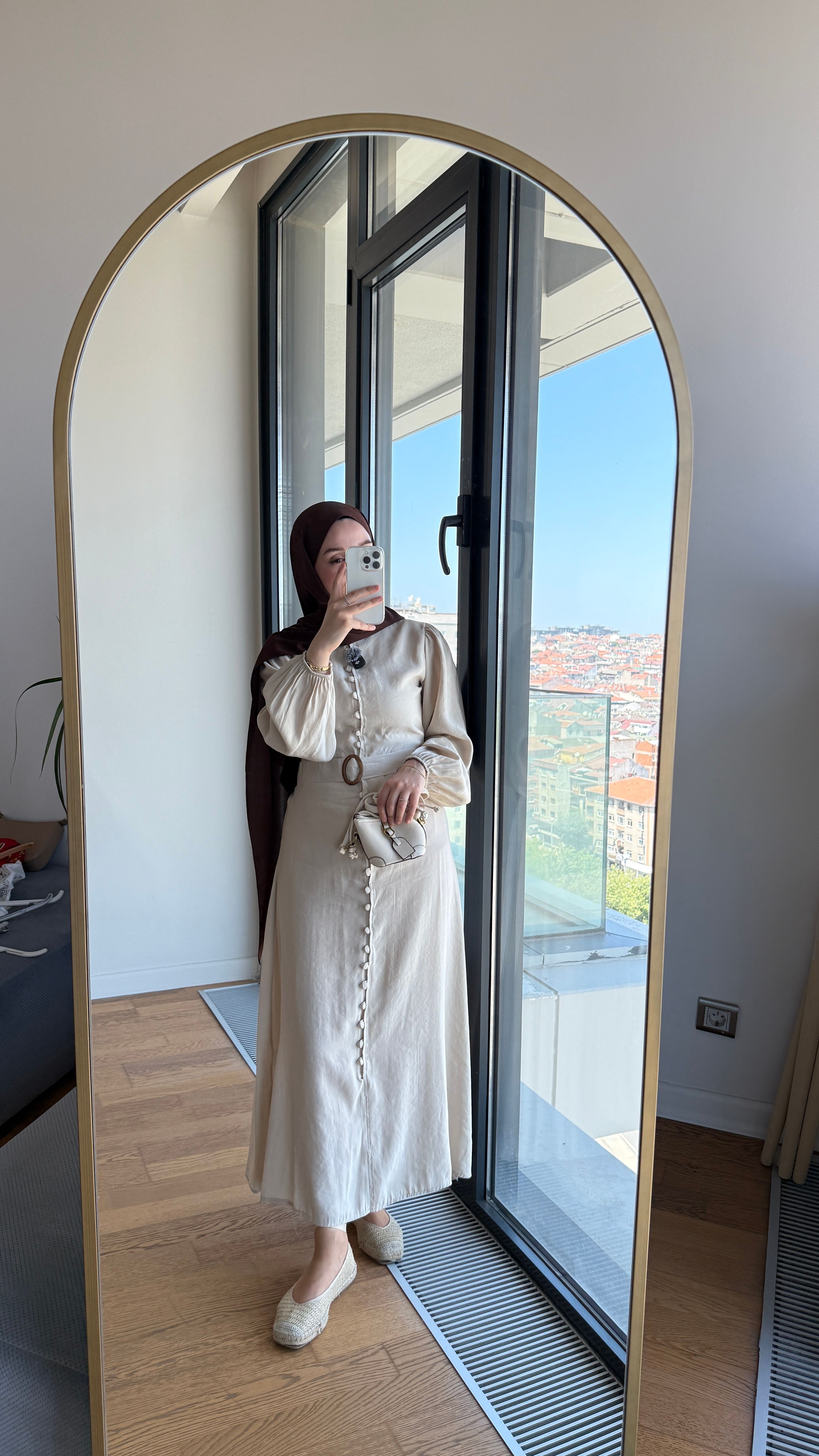 Düğmeli Elbise