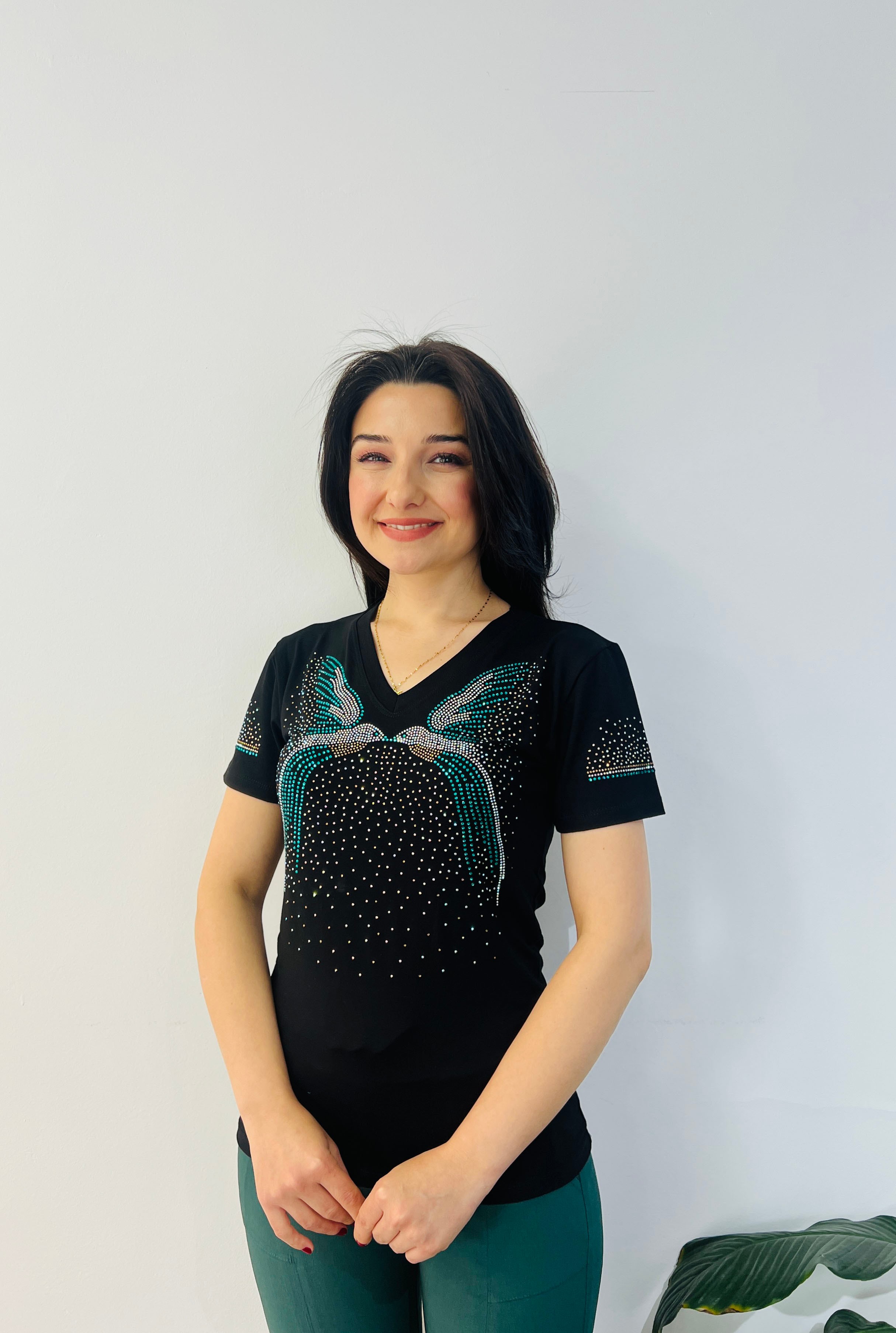 Taştan Kuş İşlemeli Bluz