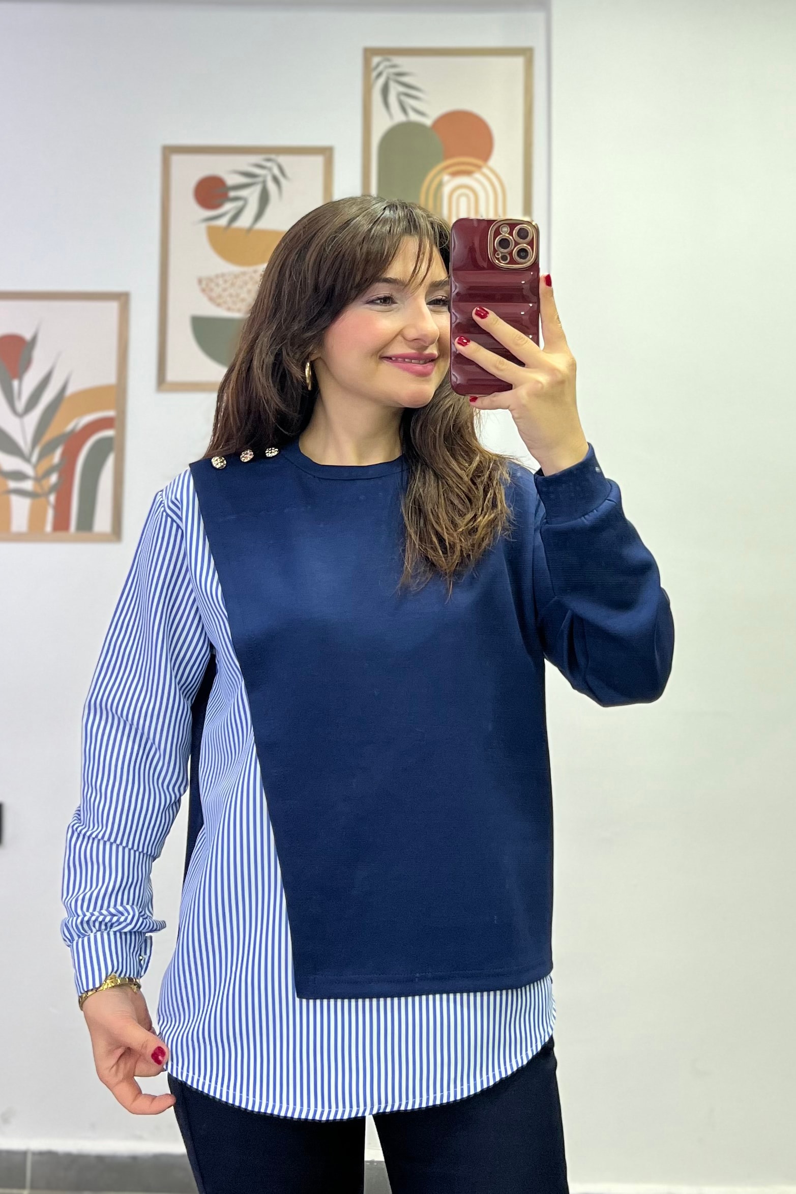 Omzu Gold Düğmeli Önü Kapaklı Tek Tarafı Gömlek Detaylı Sweatshırt